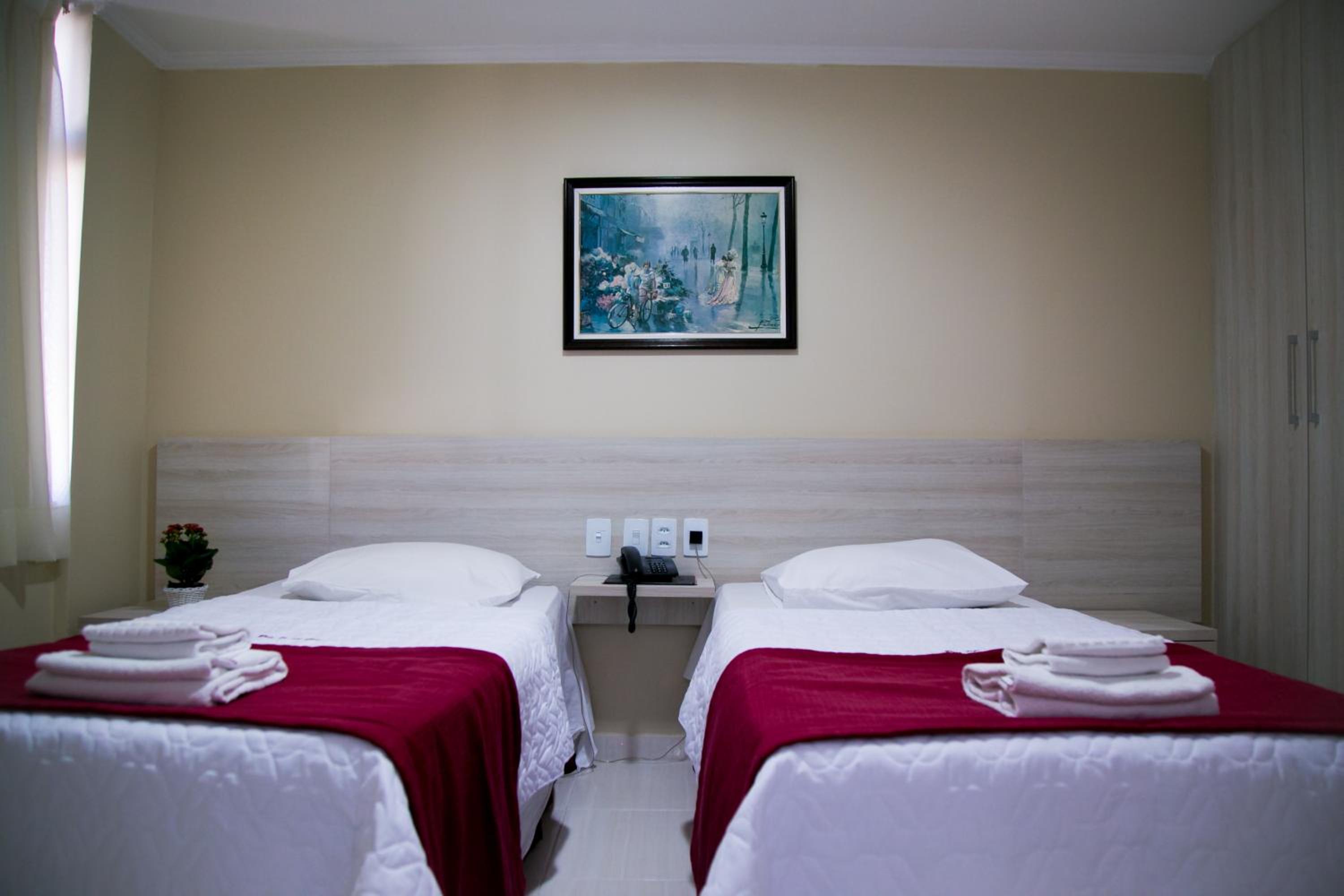 Standard Double or Twin Room photo 3