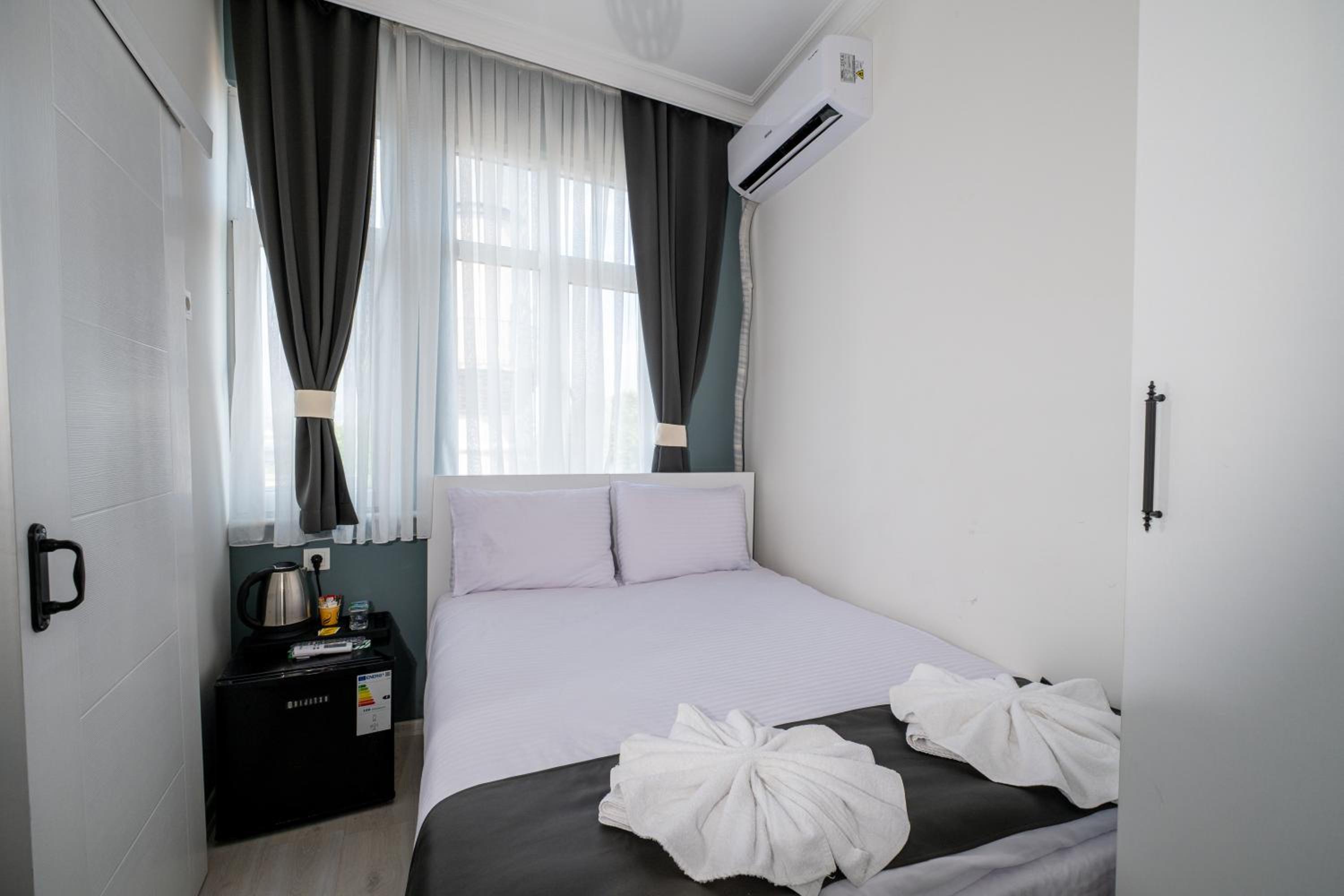Double Room with Sea View photo 2