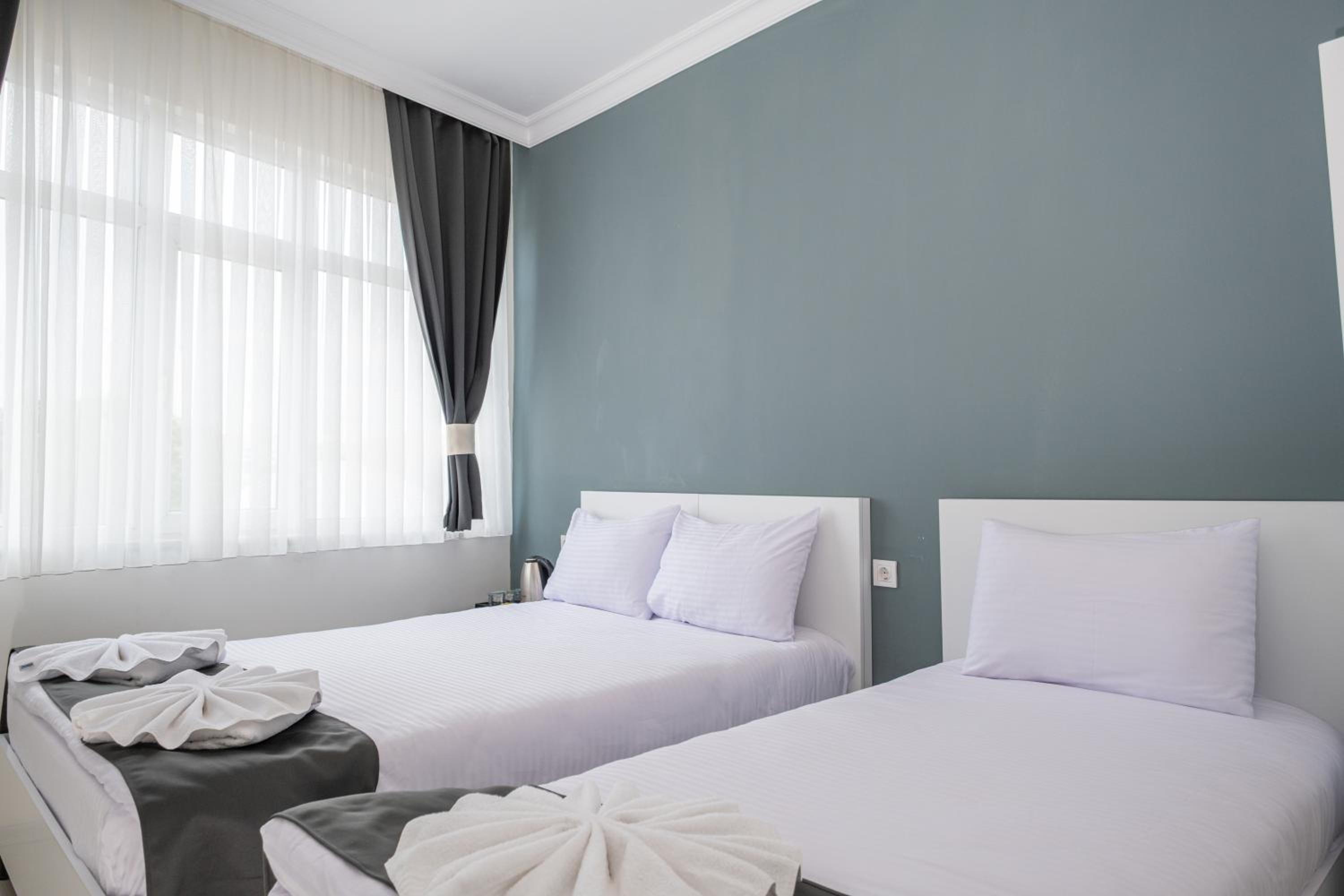 Triple Room with Sea View photo 1