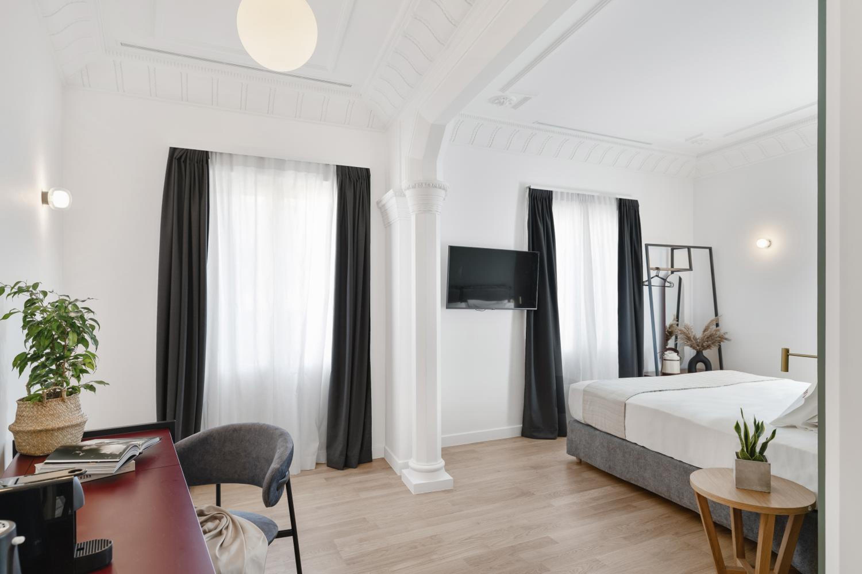 Suite with Balcony