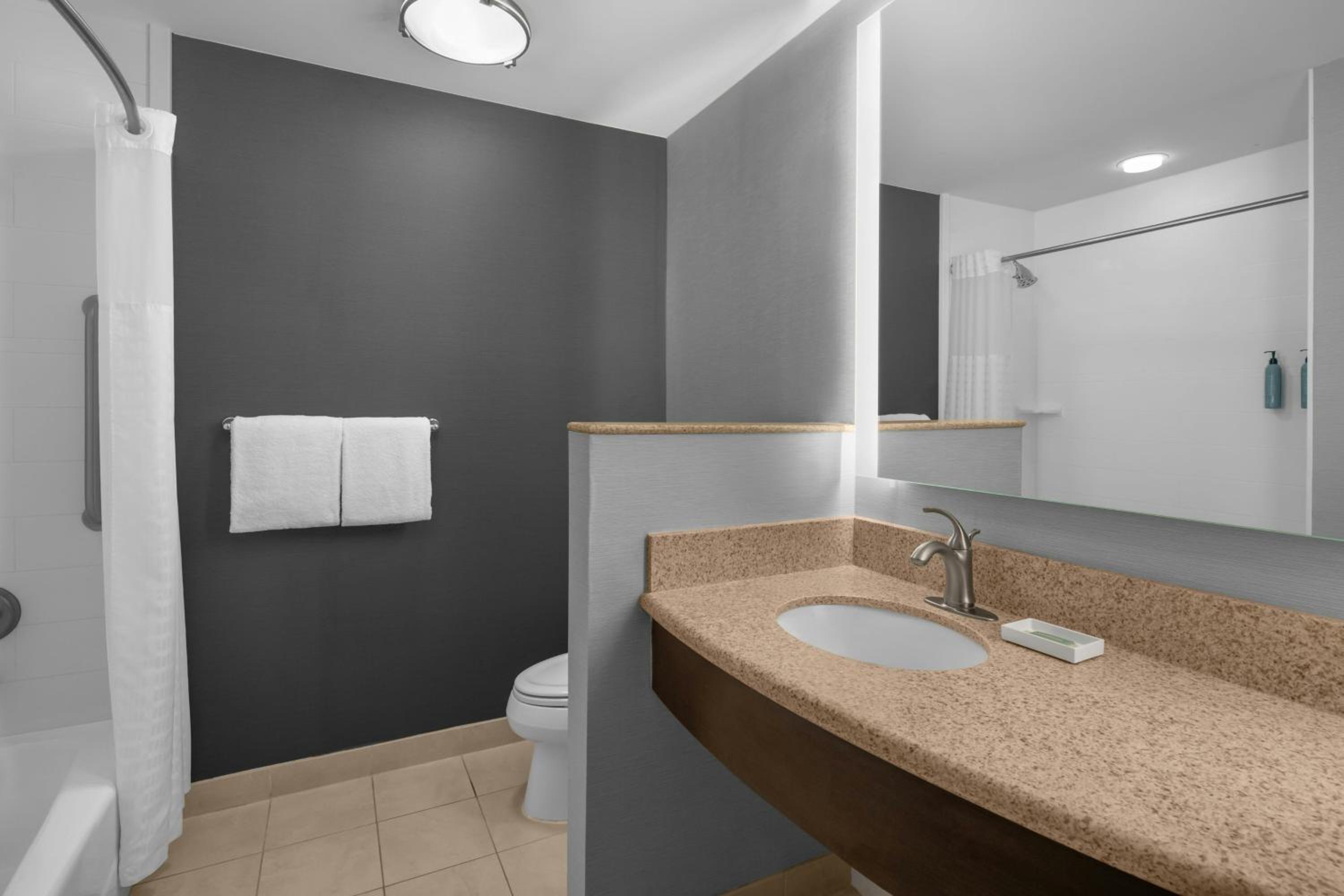Courtyard By Marriott Houston Kingwood, Foto 2