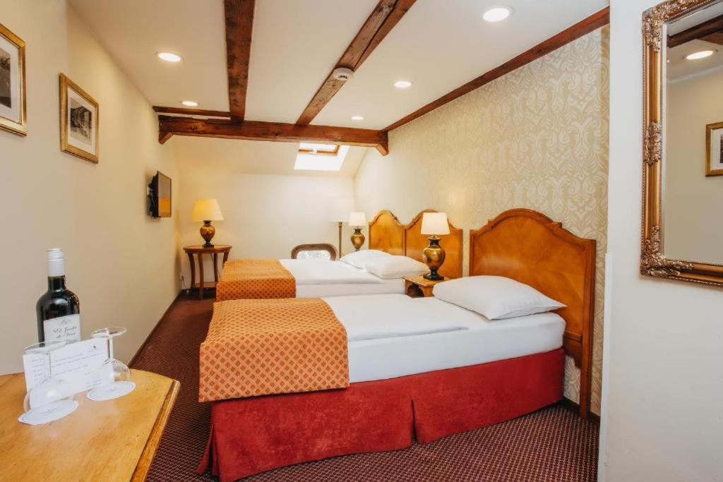 Attic Triple Room