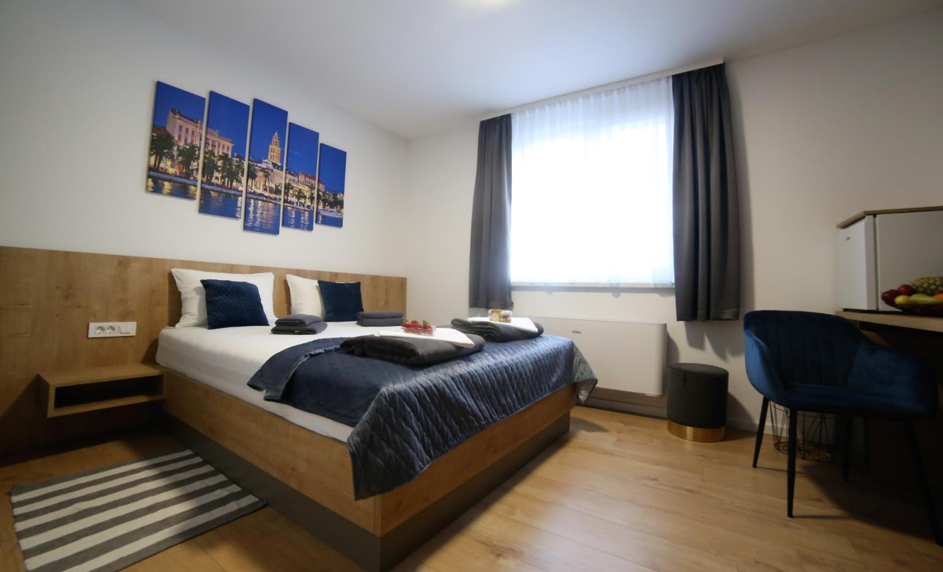 Double Room with Pool View