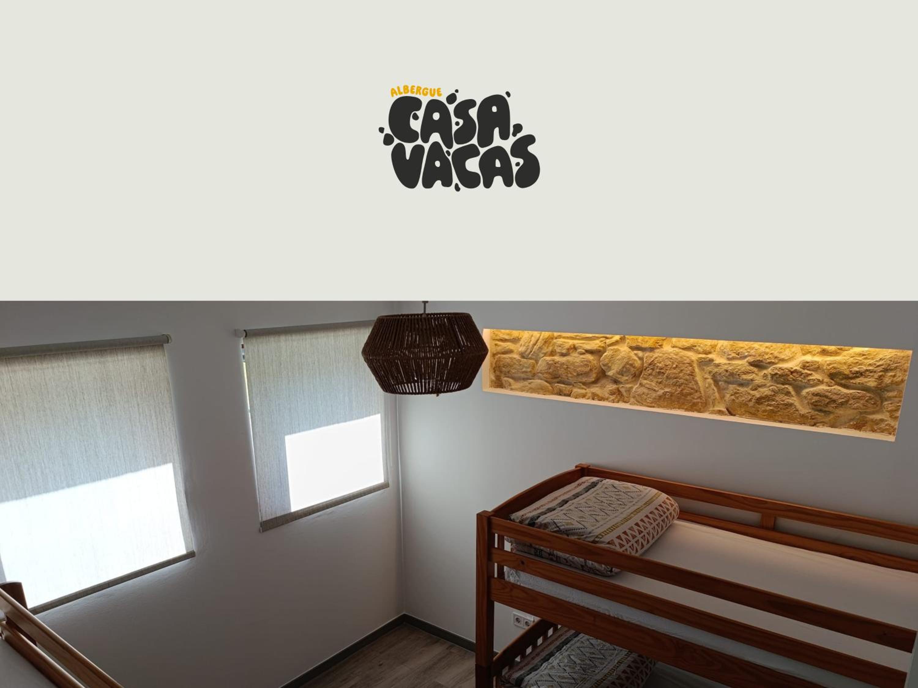 Quadruple Room with Shared Bathroom photo 3
