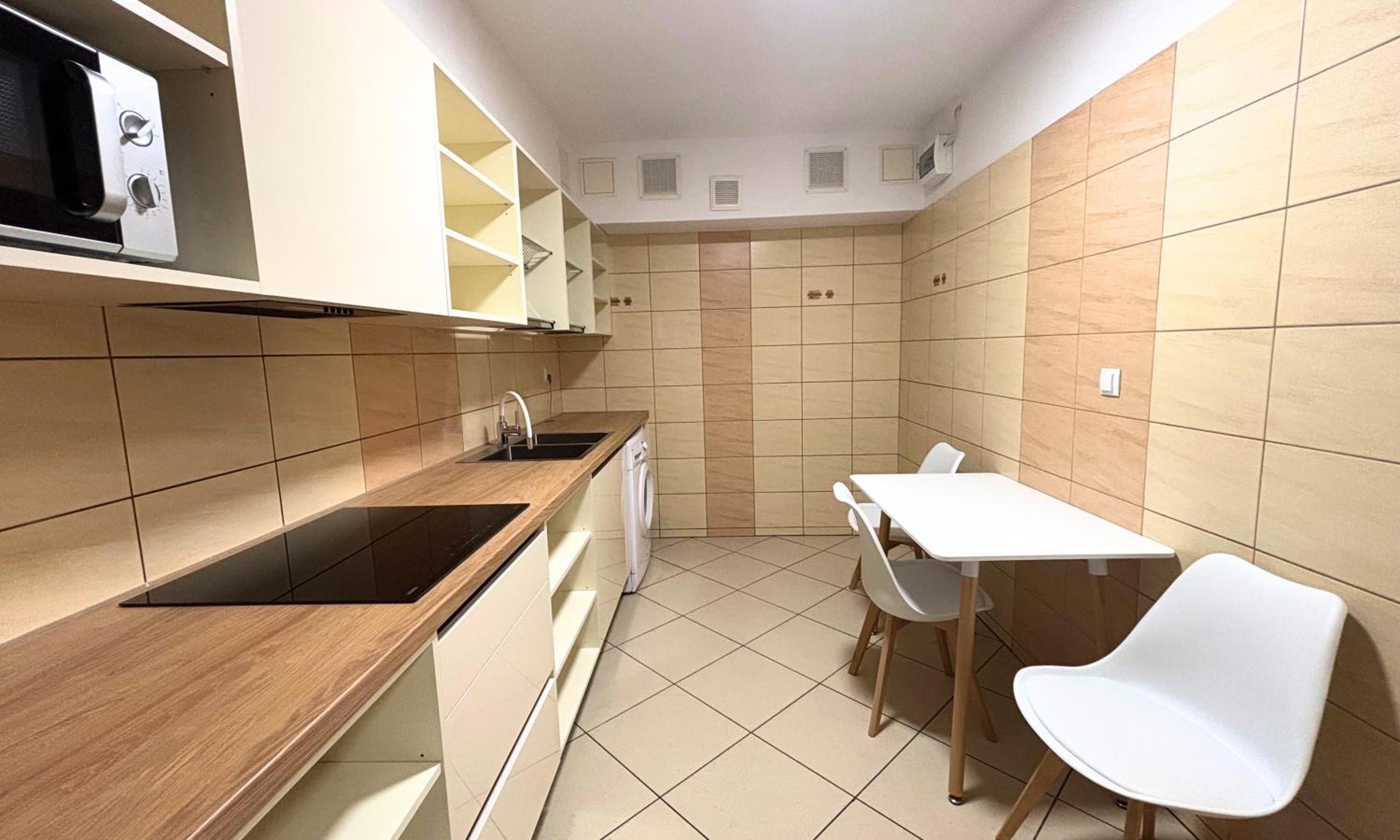 Quadruple Room with Shared Bathroom photo 1