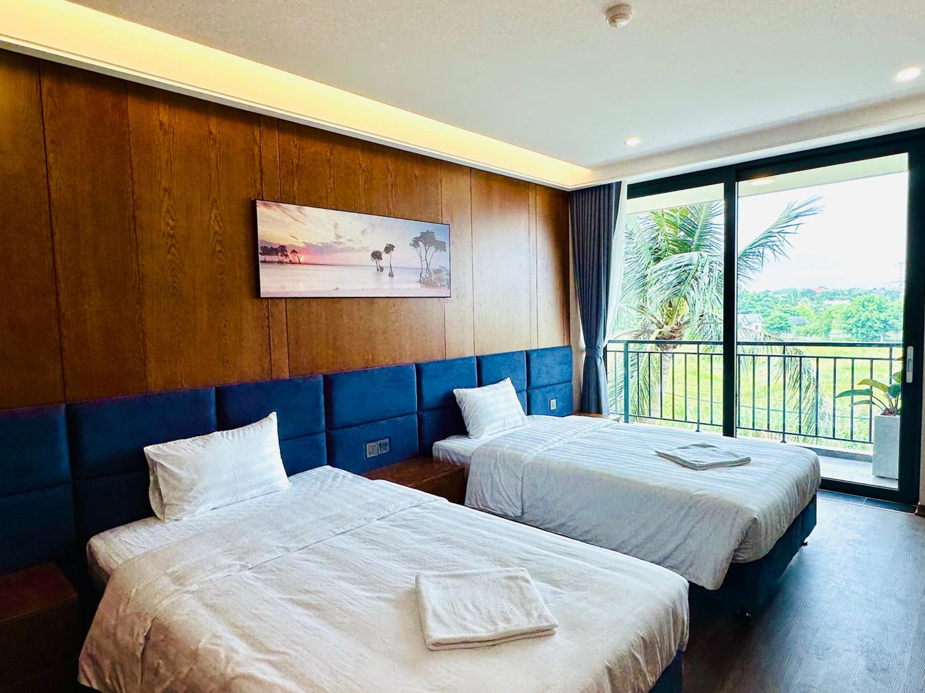 Deluxe Twin Room photo 3