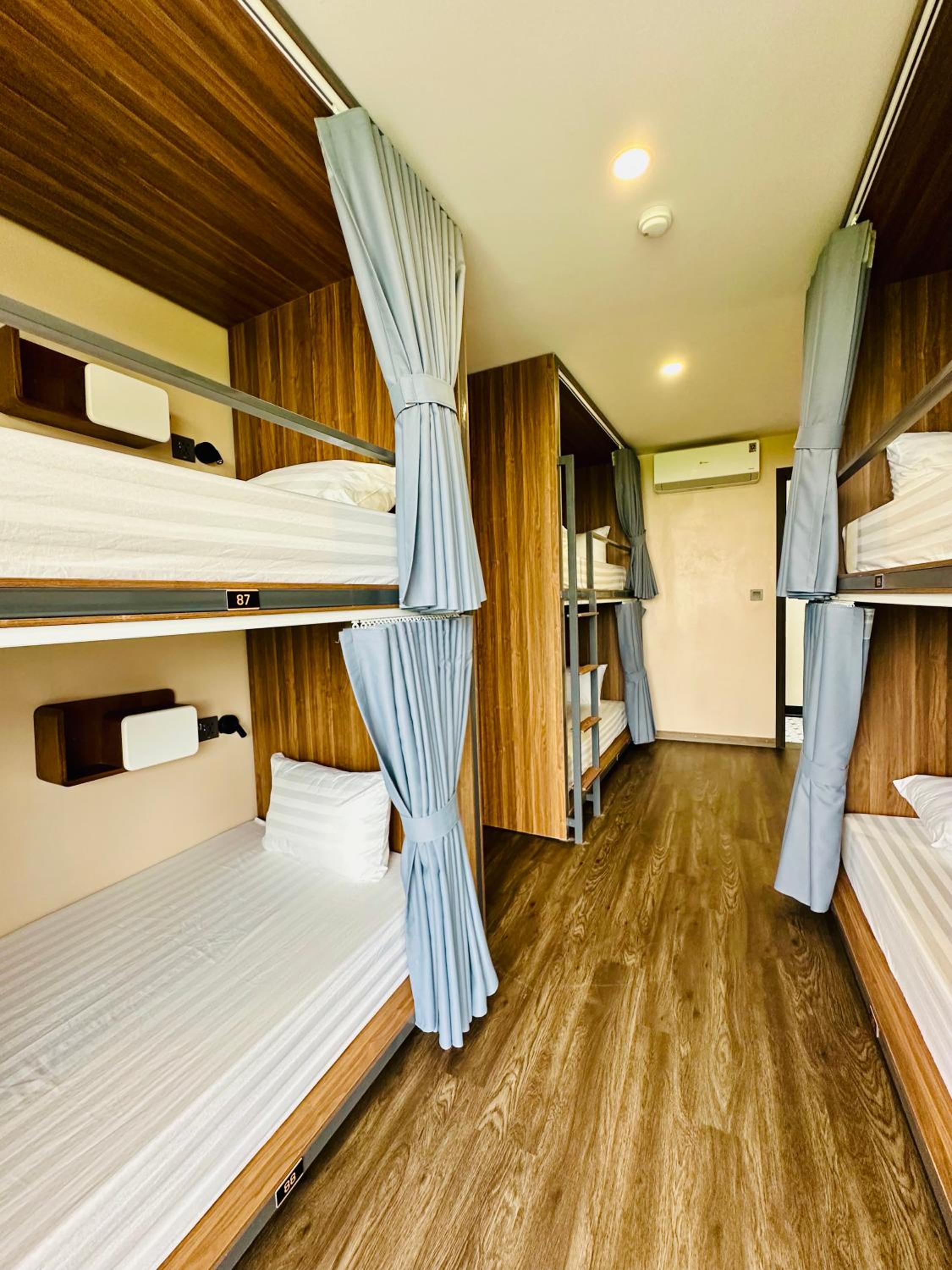 Bed in 6-Bed Mixed Dormitory Room photo 3