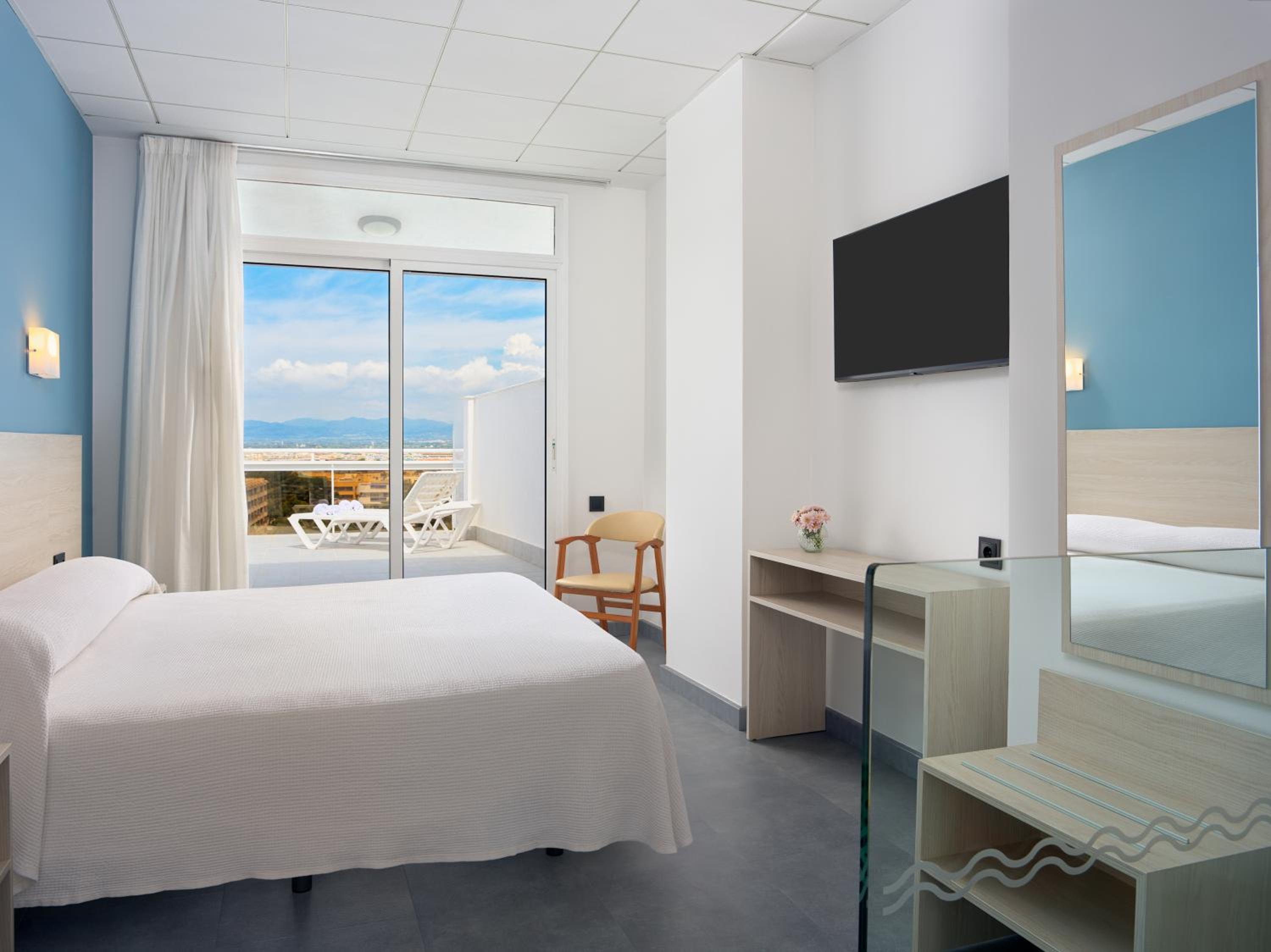 Duplex Superior room 4* (2 adults)