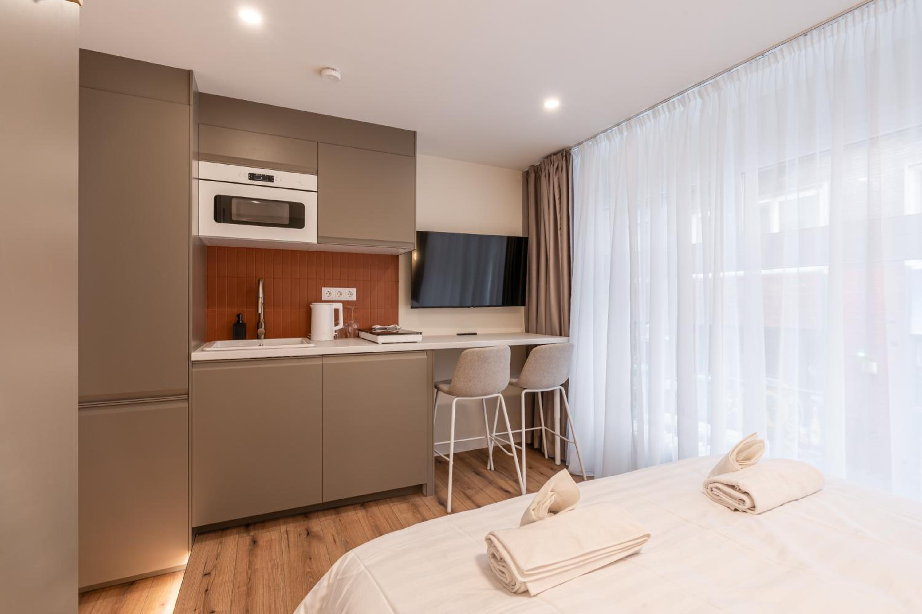 Studio Apartment