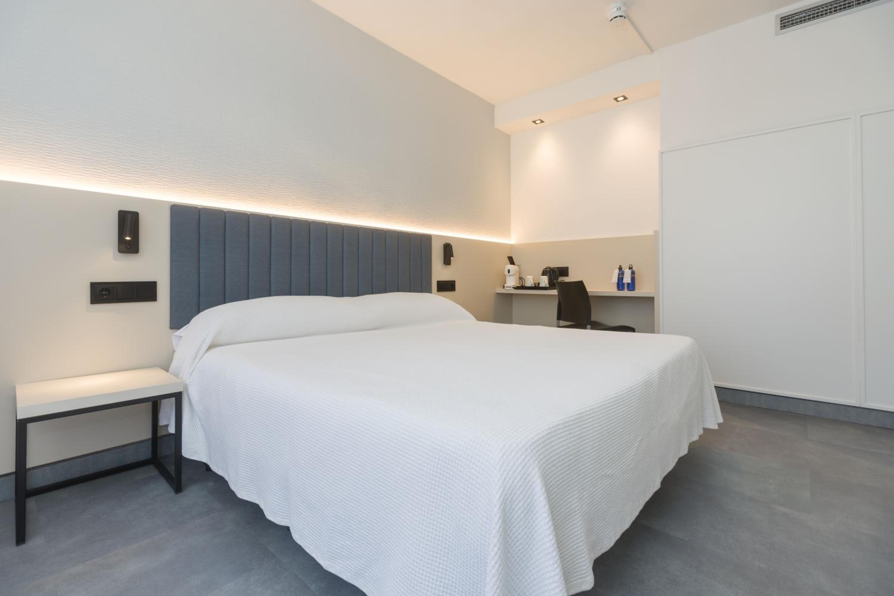 Junior Suite 4* (2 adults + 1 child)