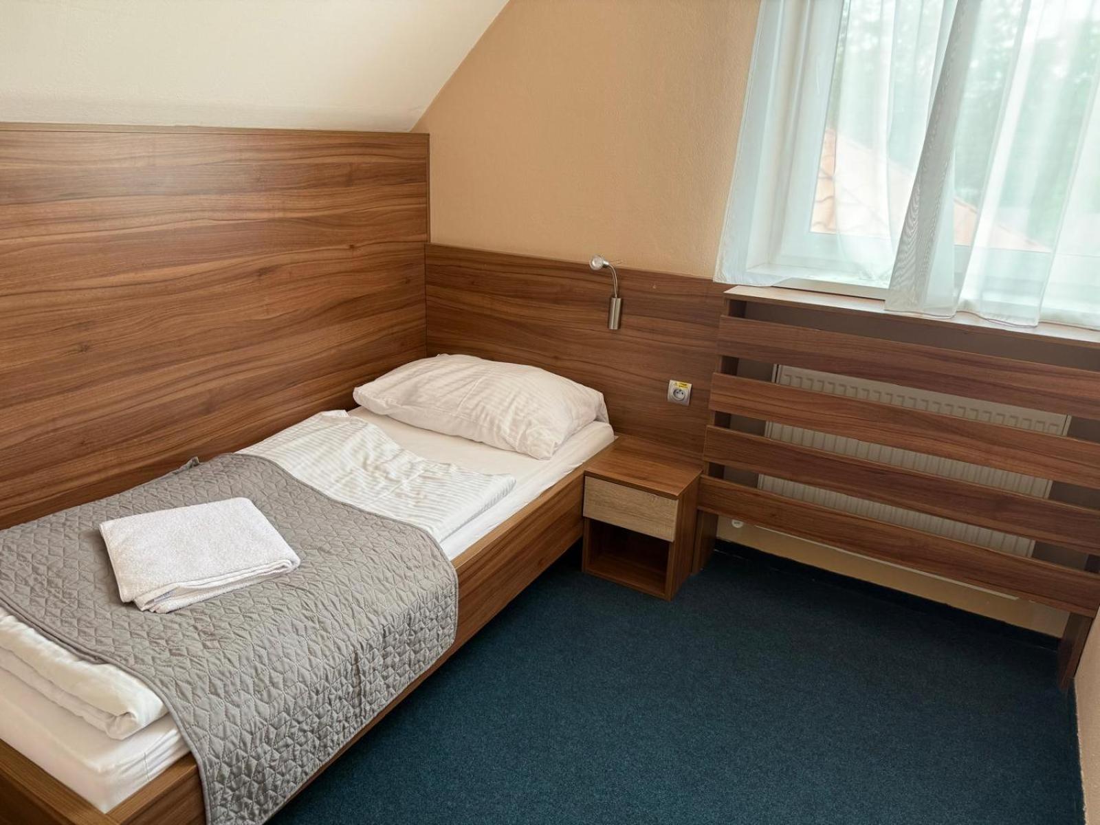 Suite - Photo 5