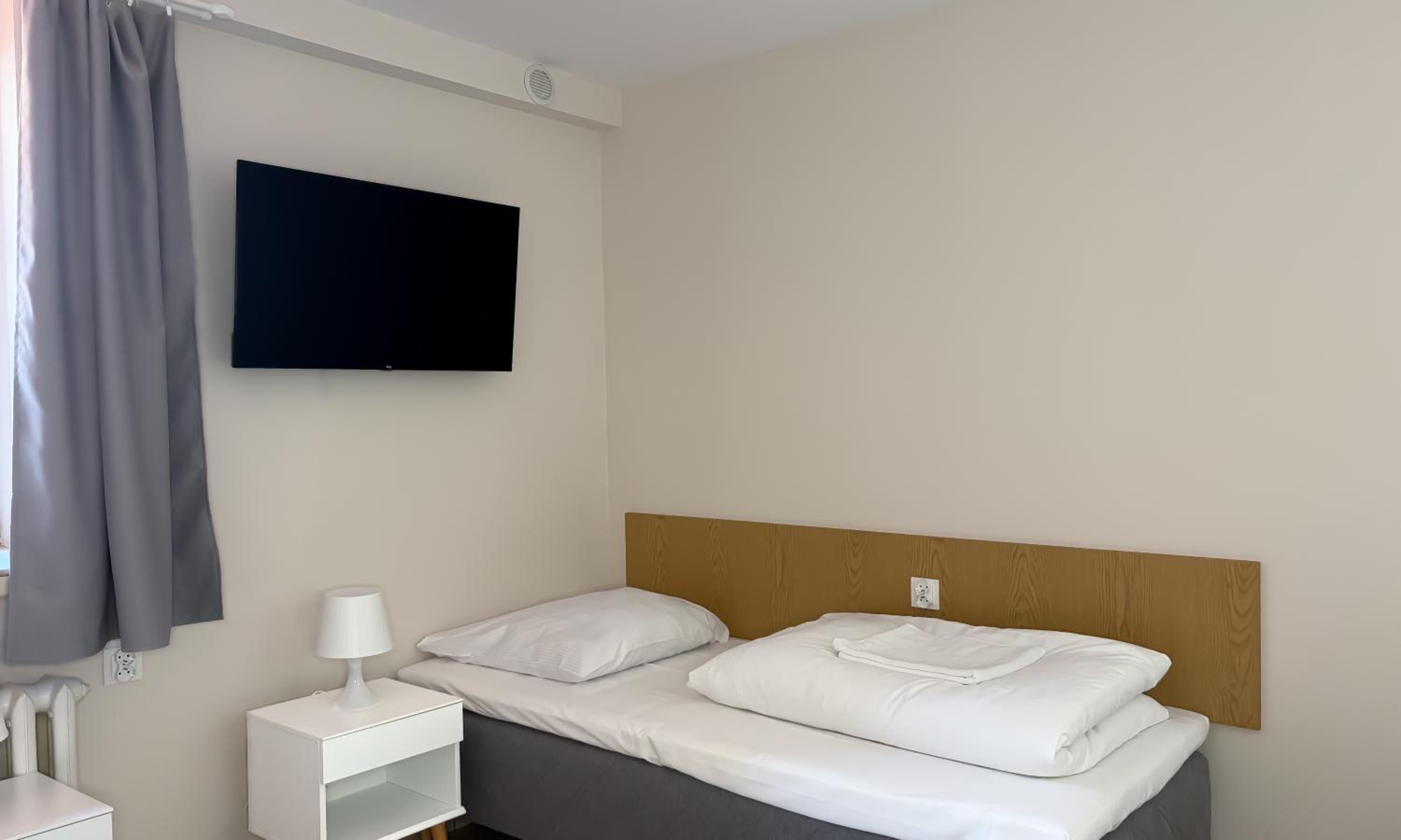 Triple Room with Shared Bathroom photo 3