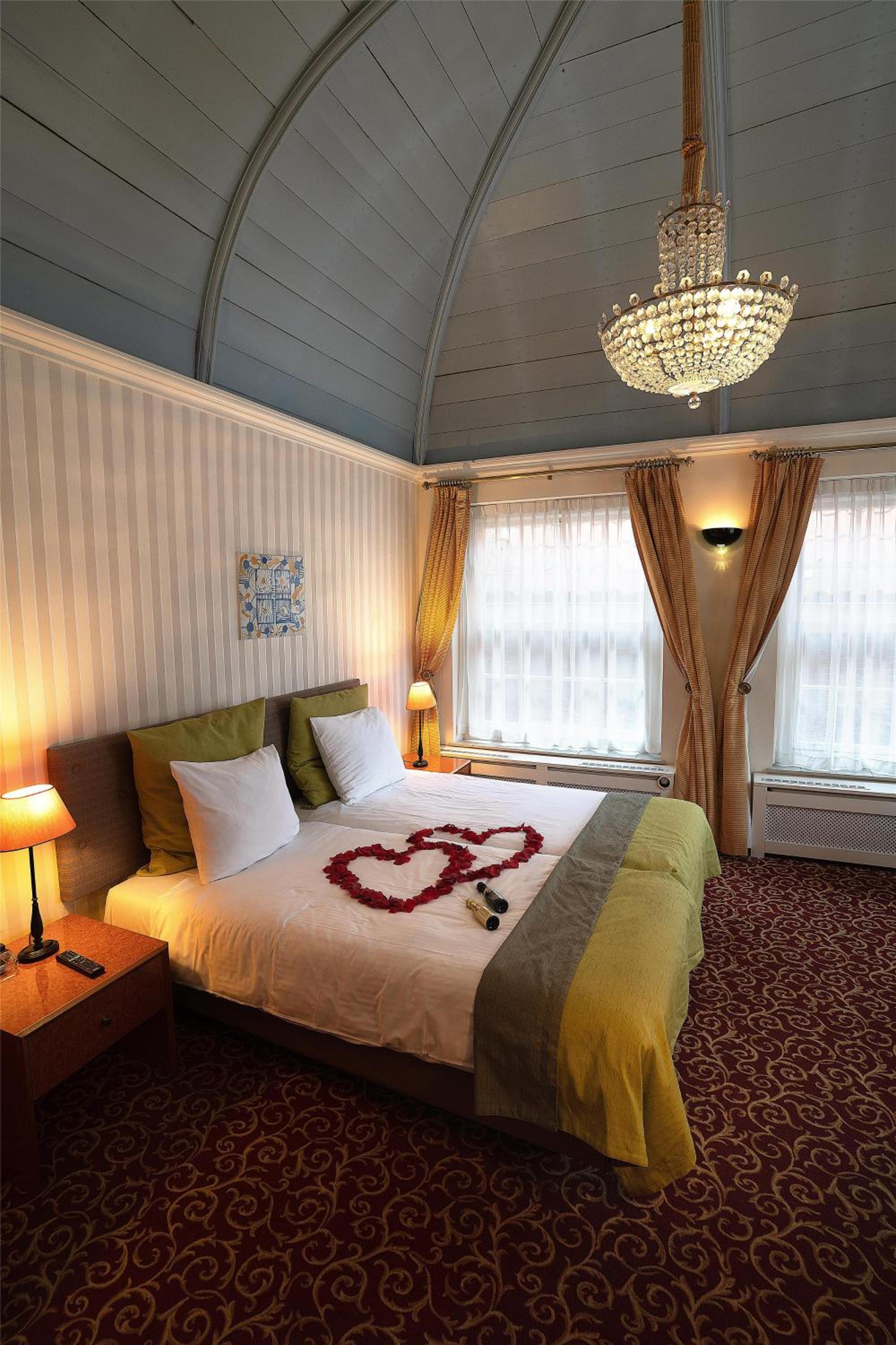 Deluxe Double Room - Non-Smoking - Photo 11