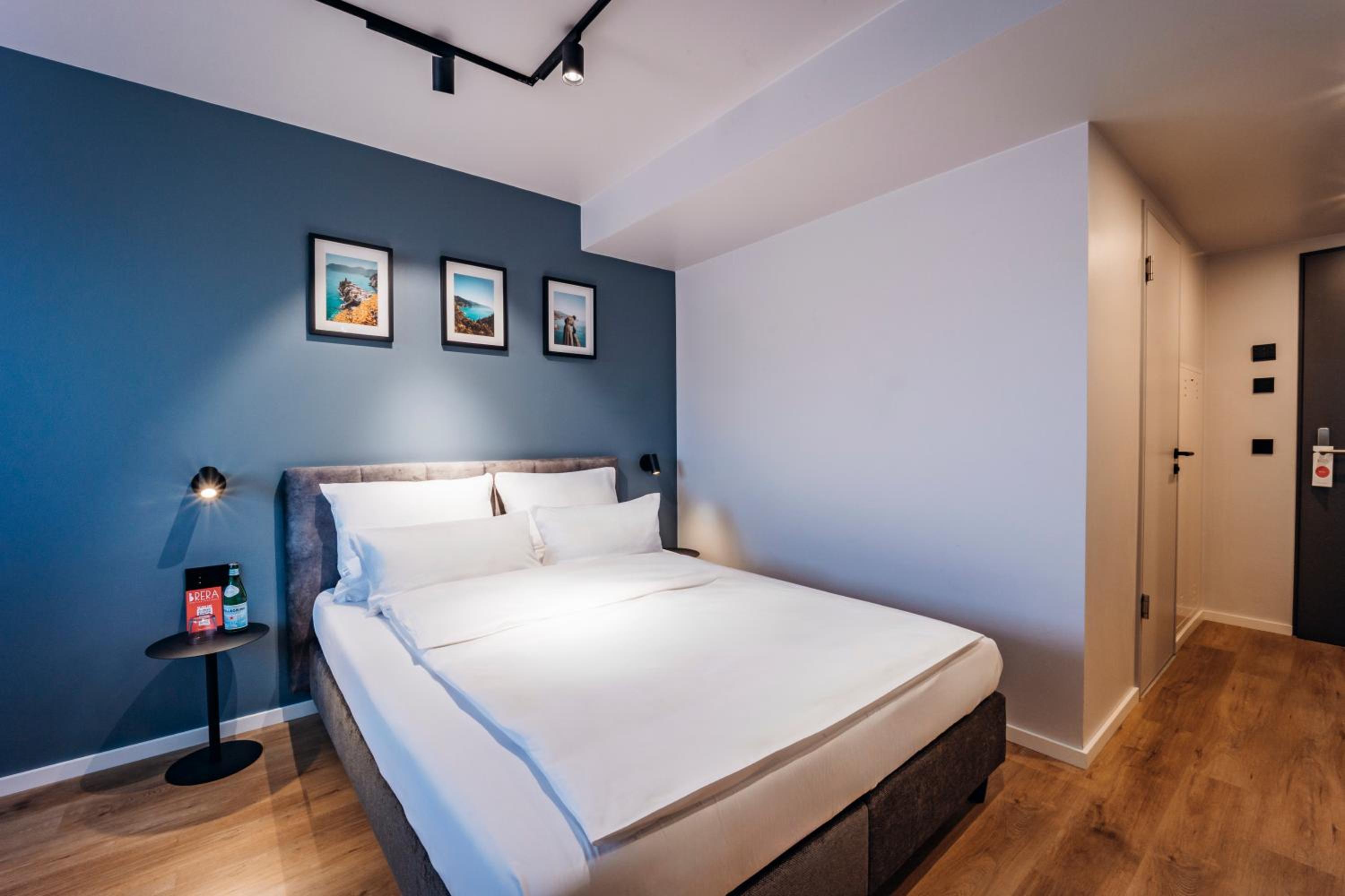 Double room - Queen bed