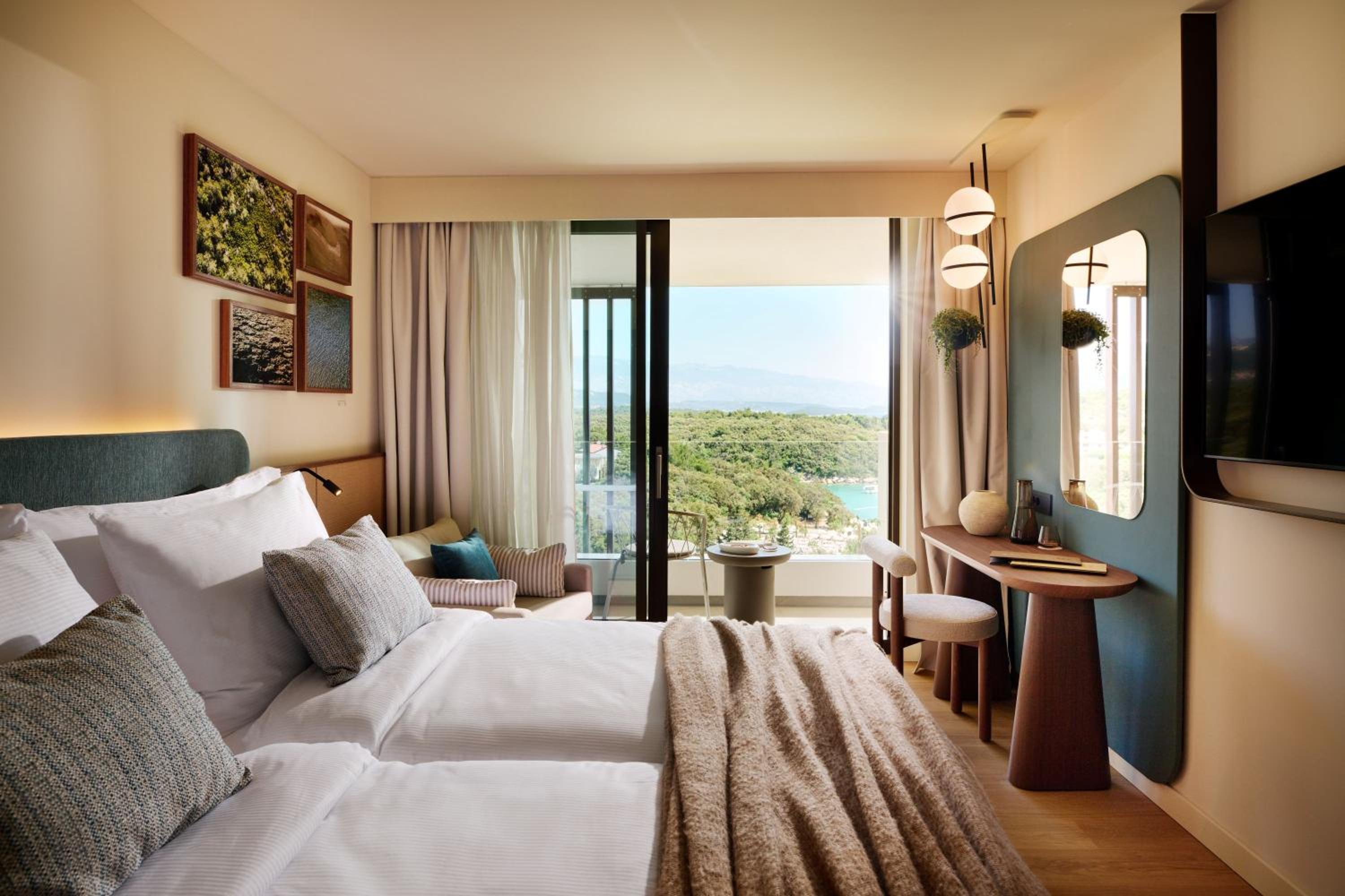 Room for 4+2 Seaview