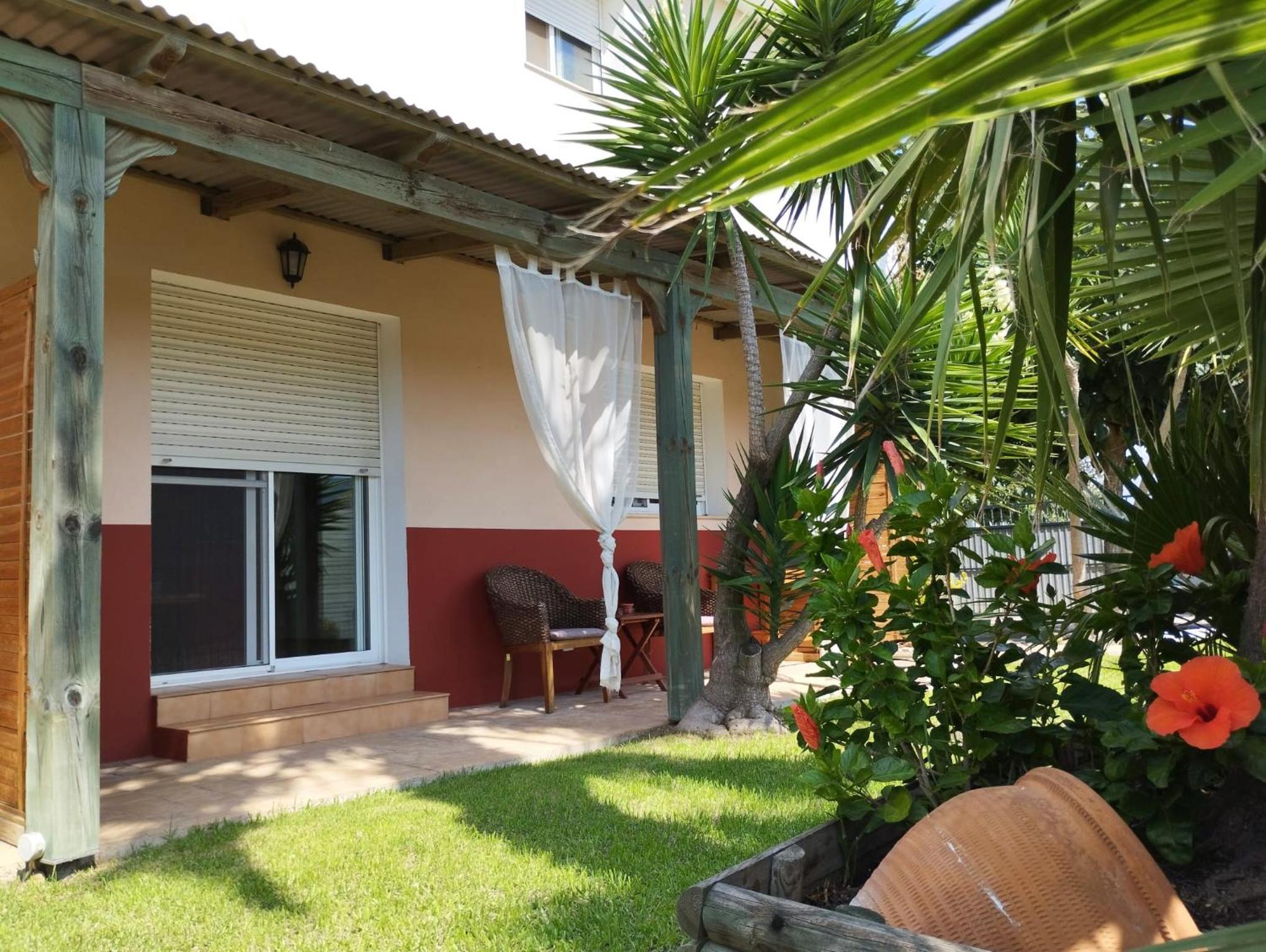 Apartment with Garden View