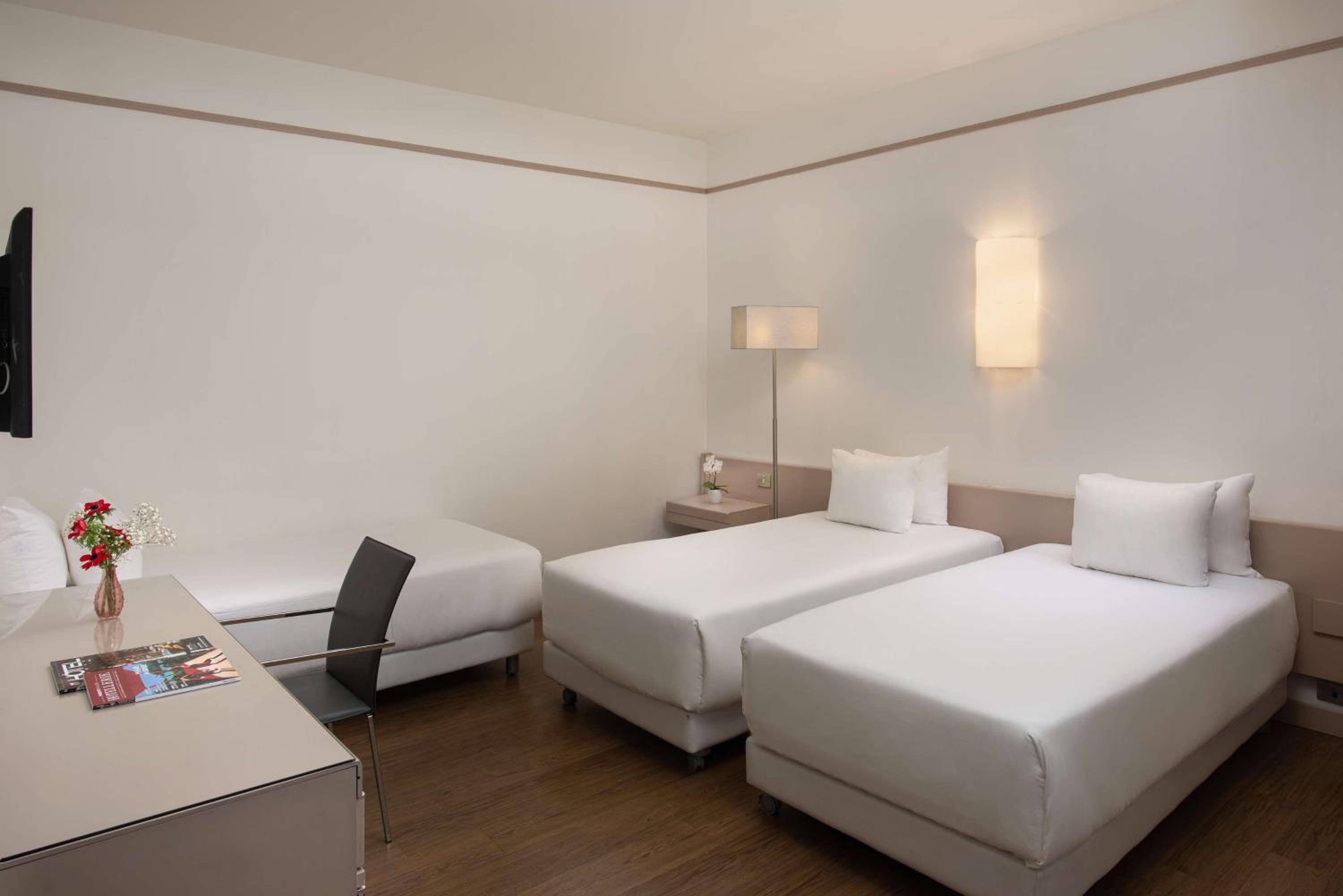 Deluxe Triple Room - Photo 1