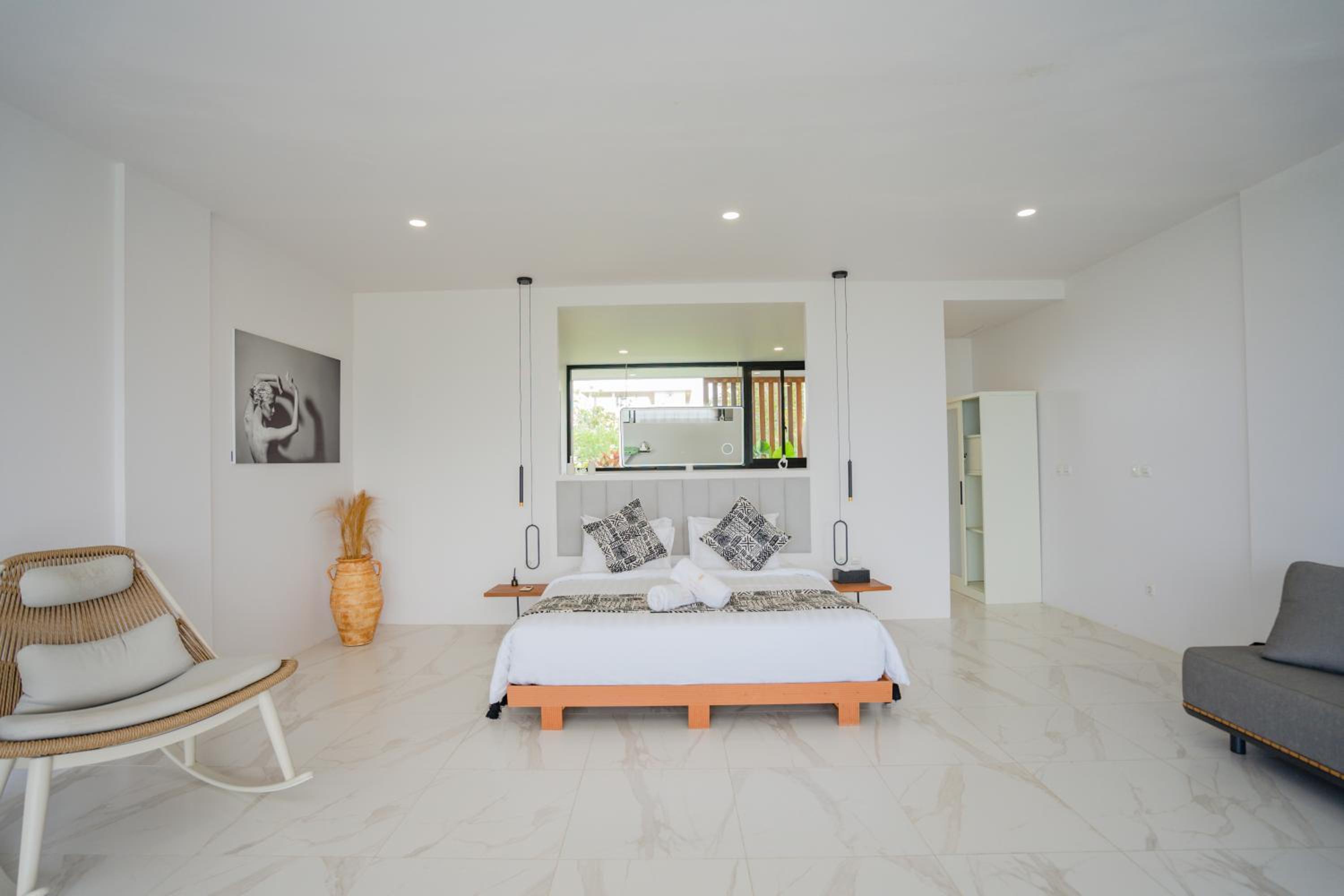 King Suite with Ocean View photo 1