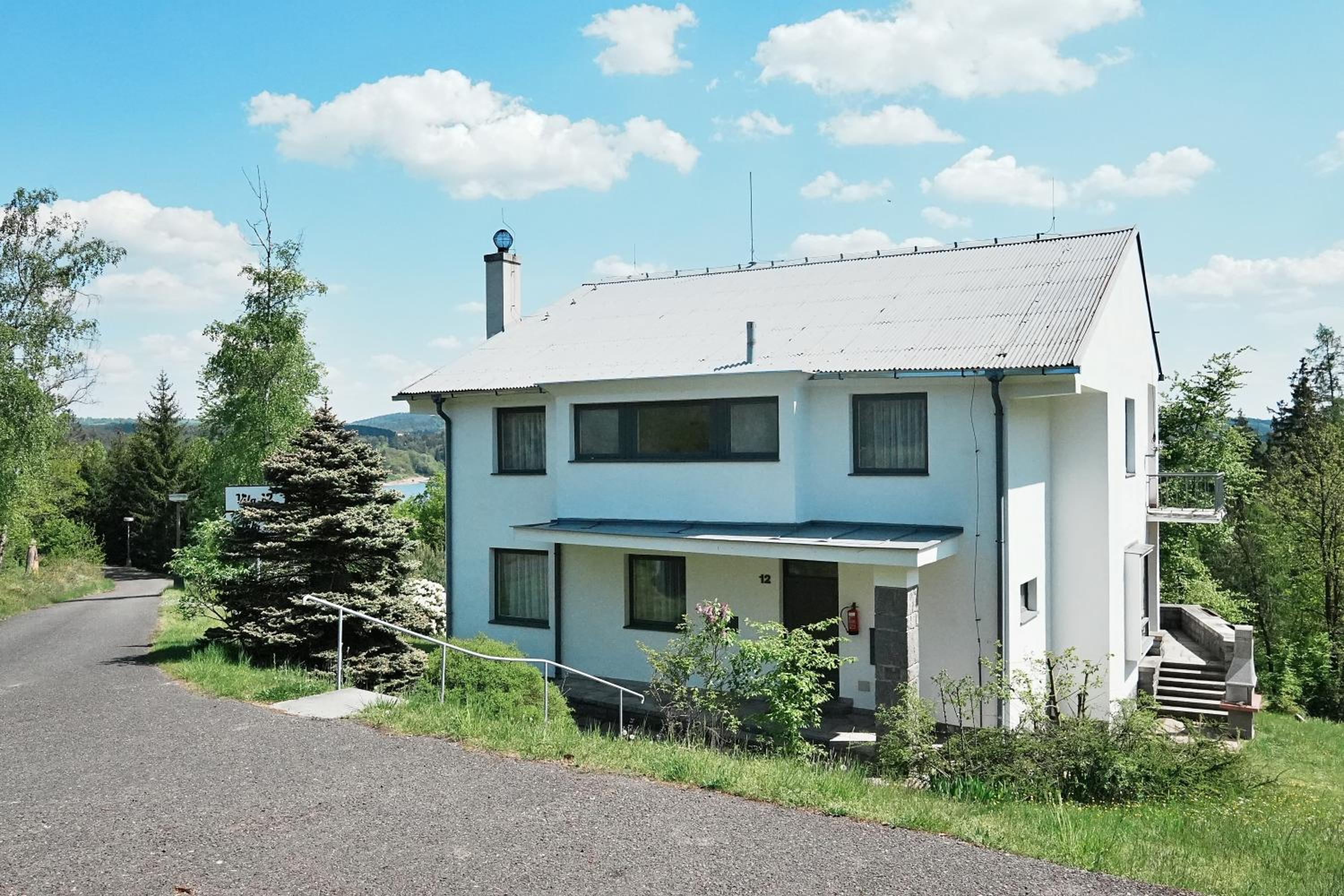 Villa photo 1