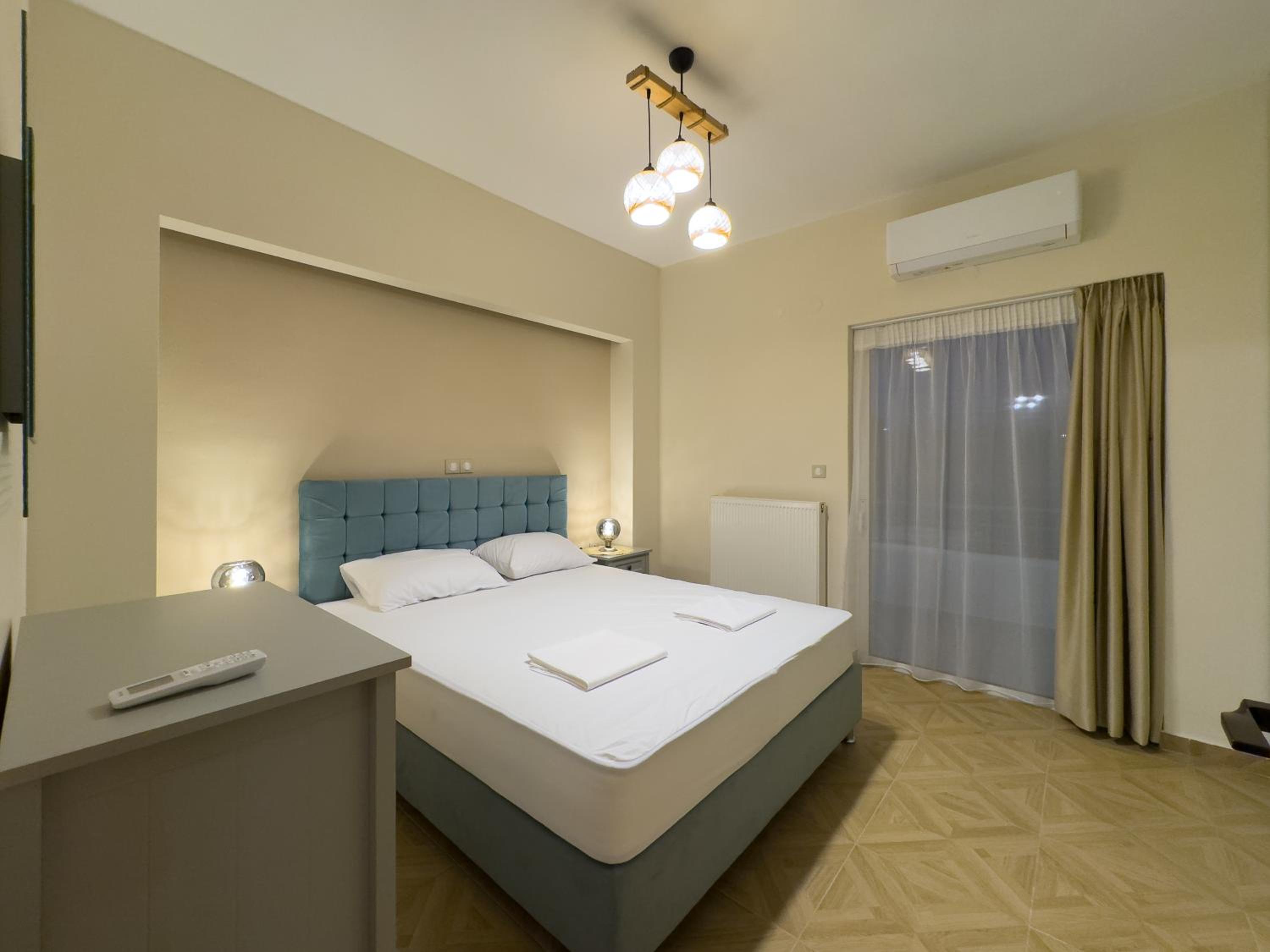 Three-Bedroom Apartment with Balcony