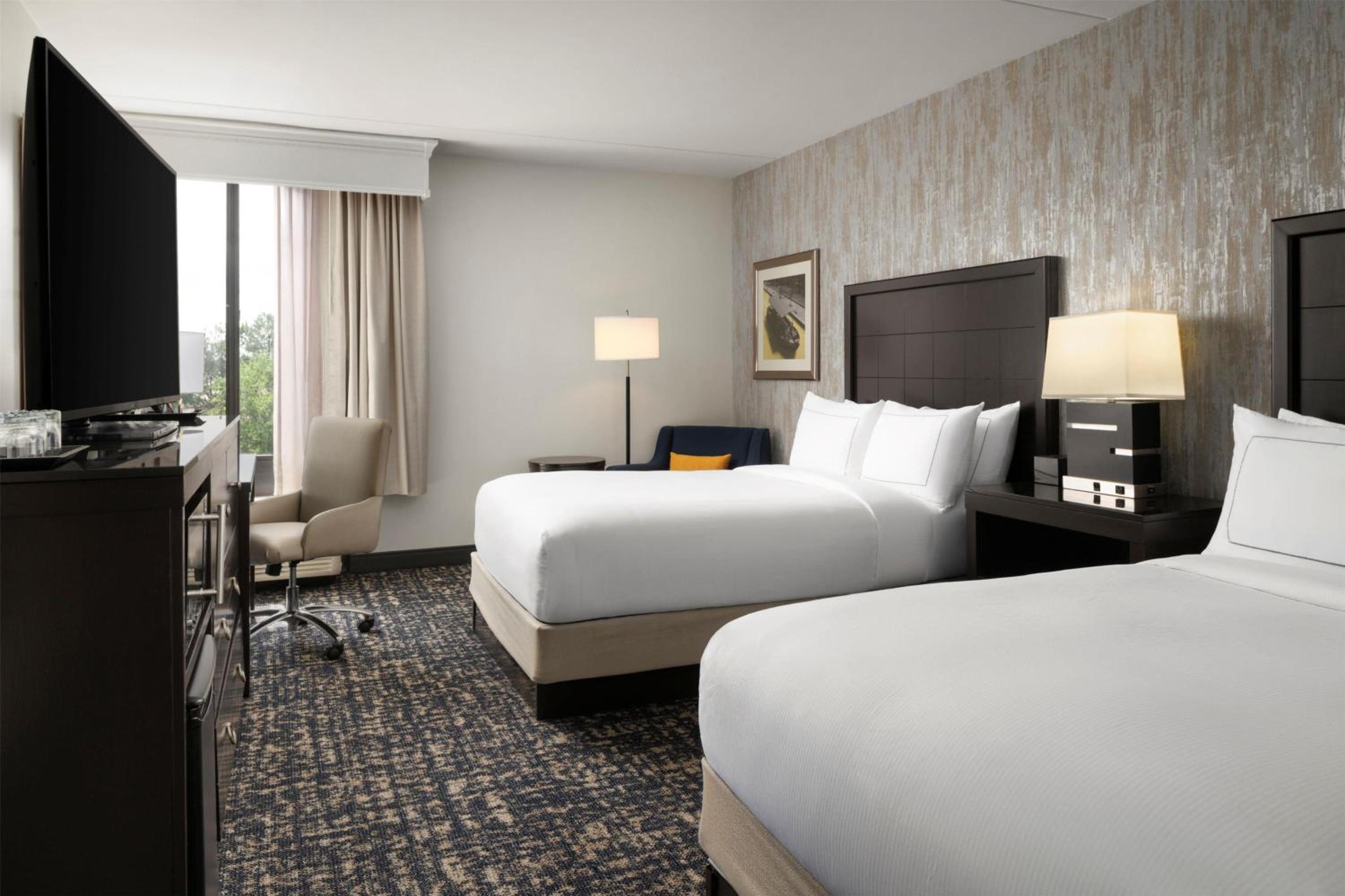 Double Room with Two Double Beds - Hearing Access - Photo 4