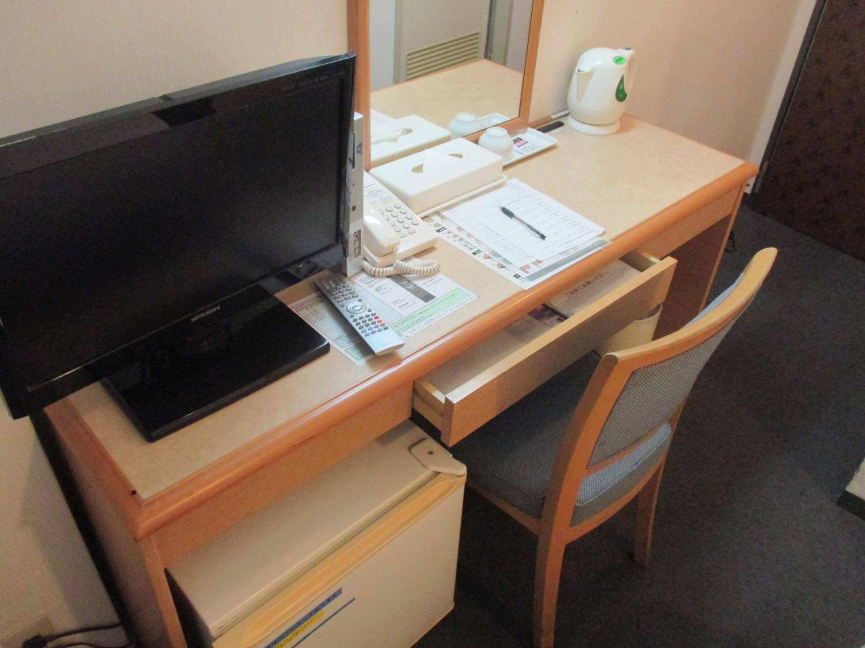 Standard Twin Room - Non-Smoking photo 2