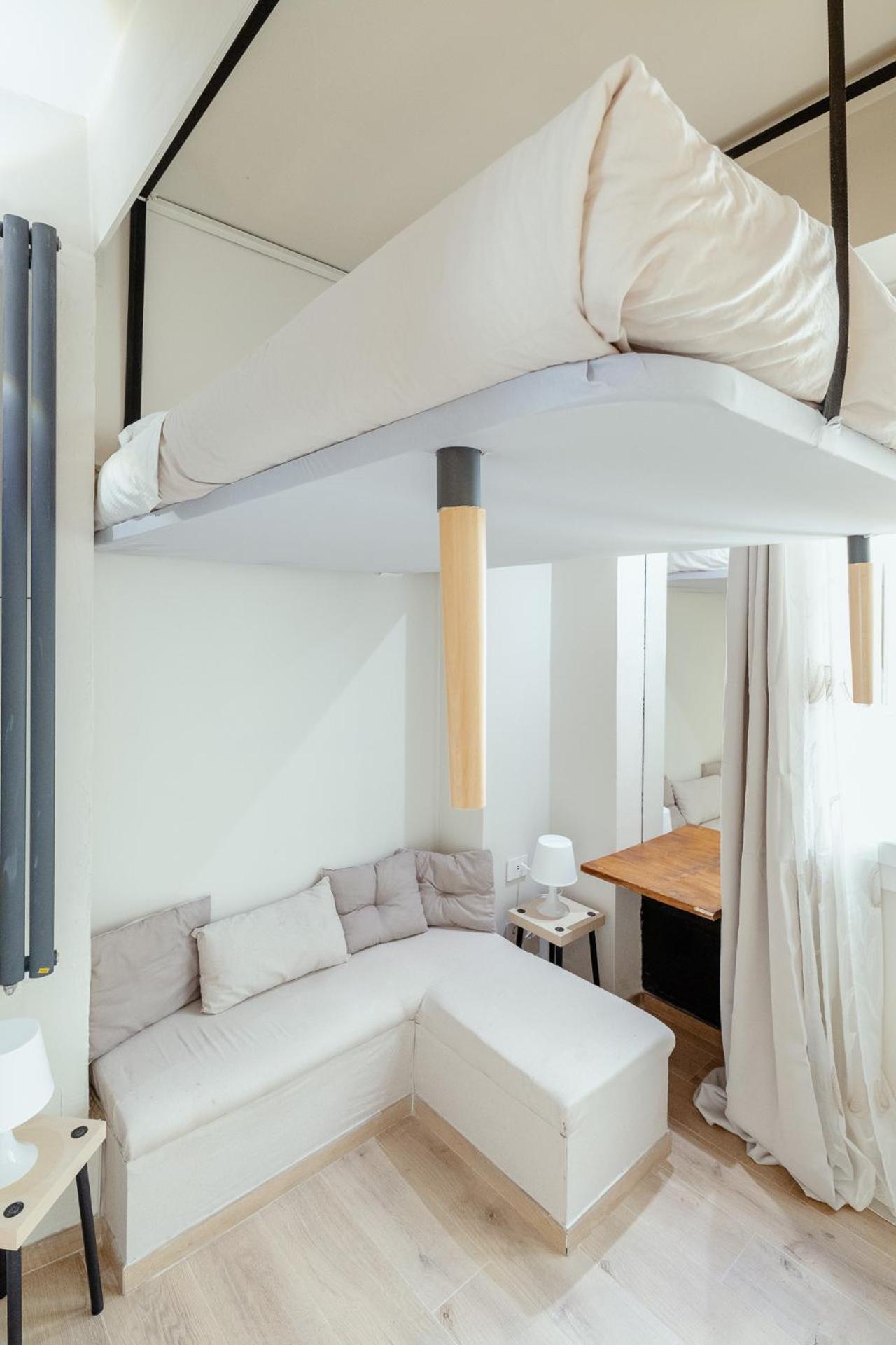 Economy Double Room photo 3