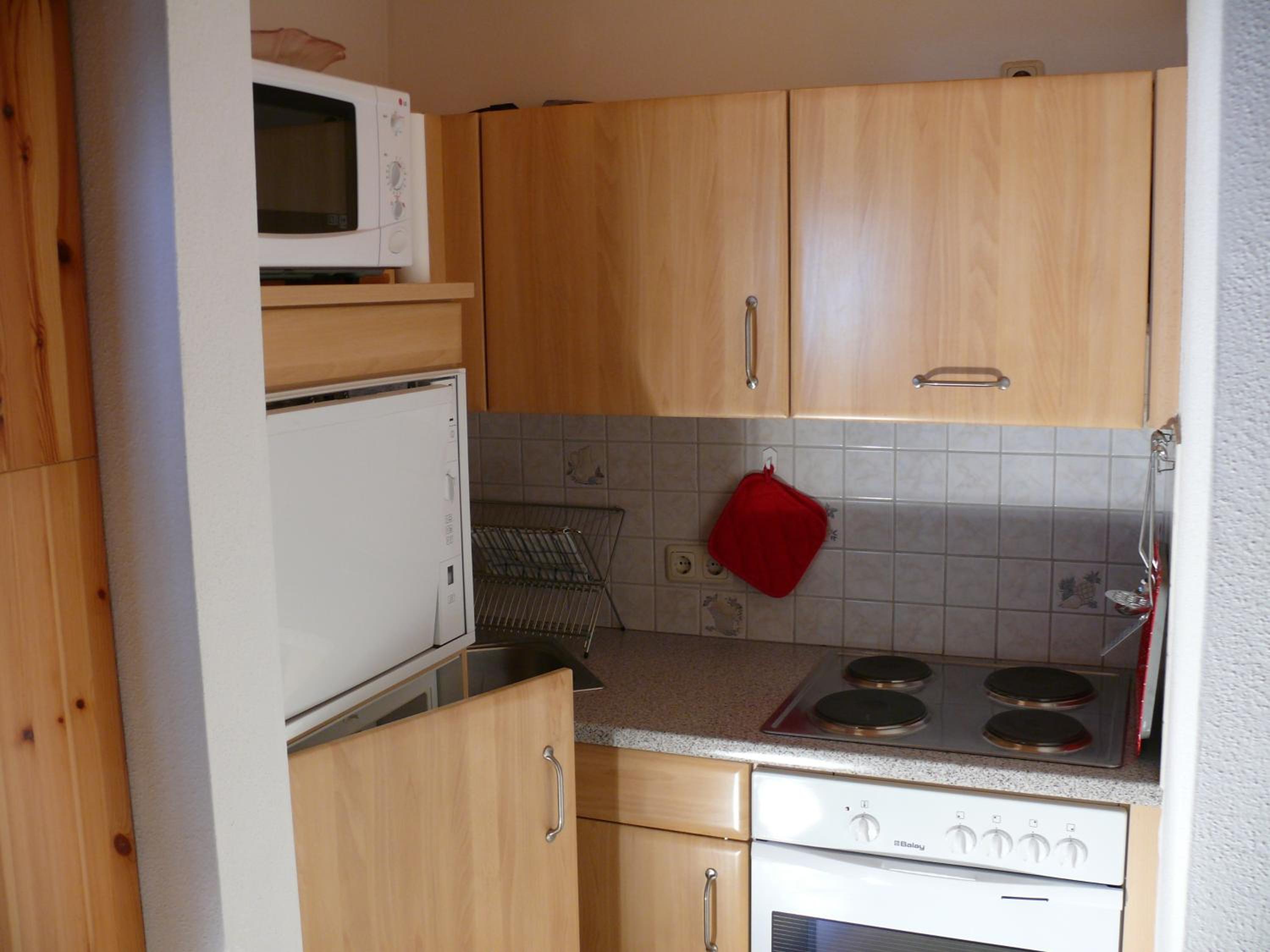 One-Bedroom Apartment with Balcony photo 2