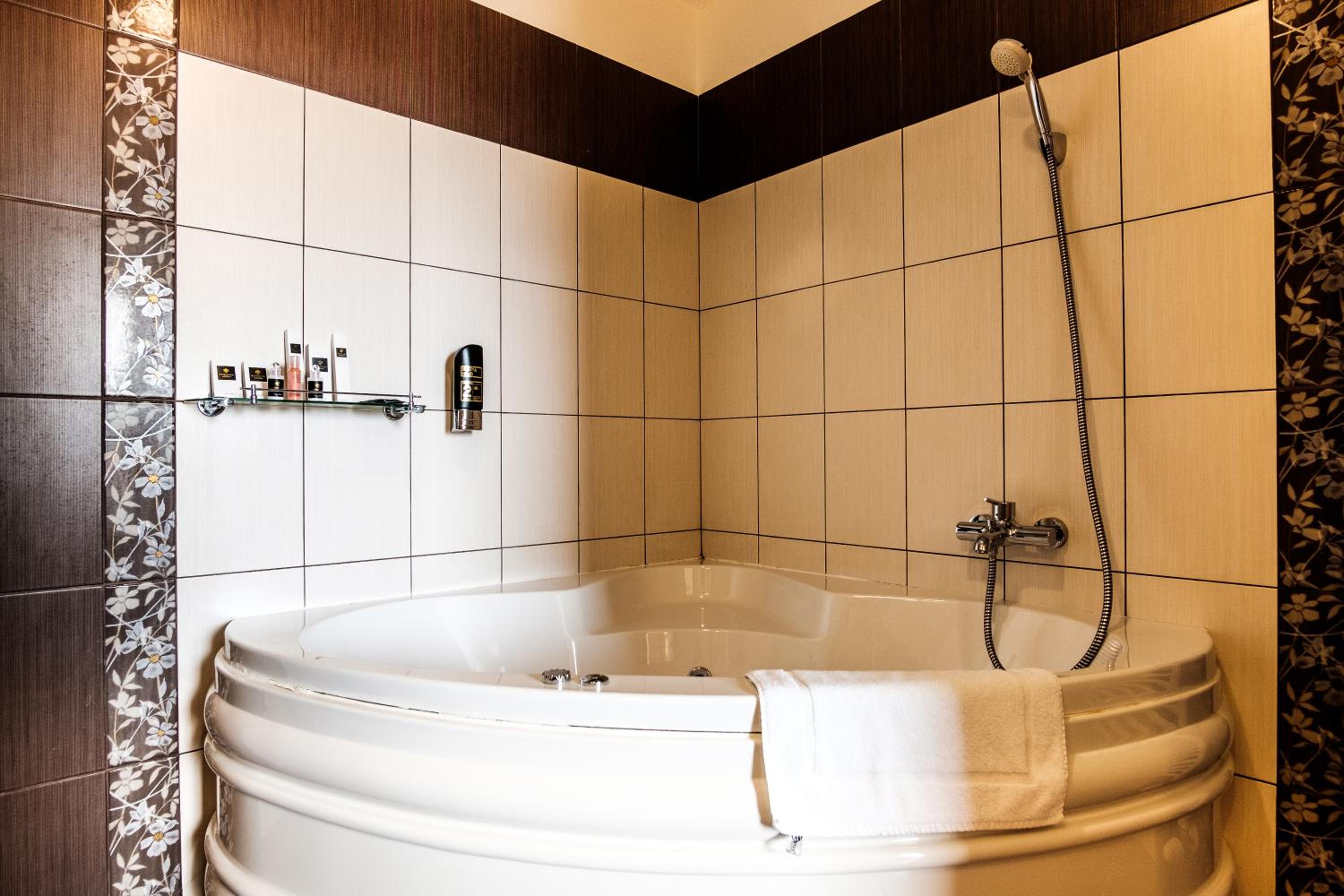 Comfort Double or Twin Room with Welcome Drink photo 3