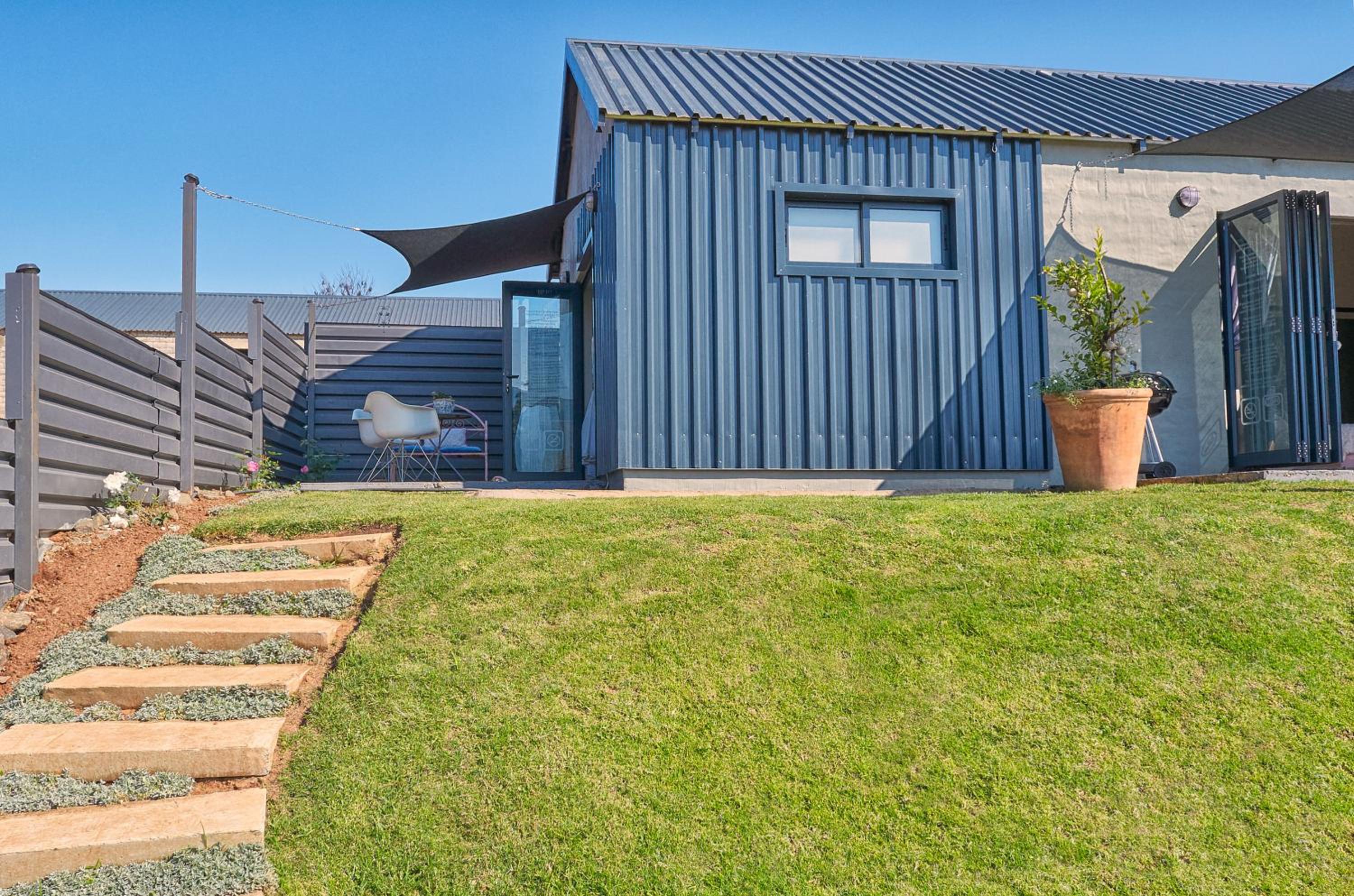 Villa photo 2