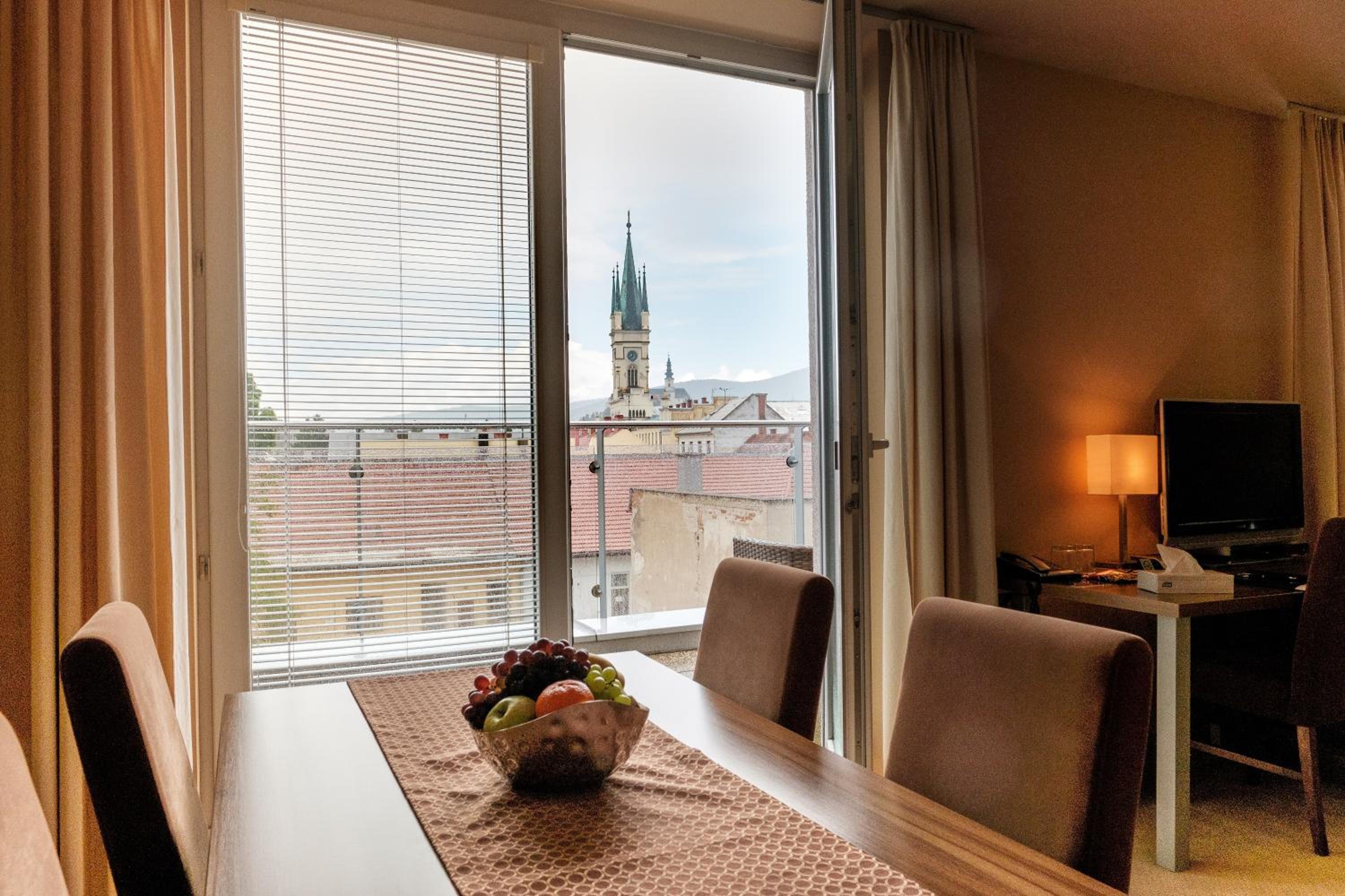 Deluxe Suite with Welcome Drink photo 1