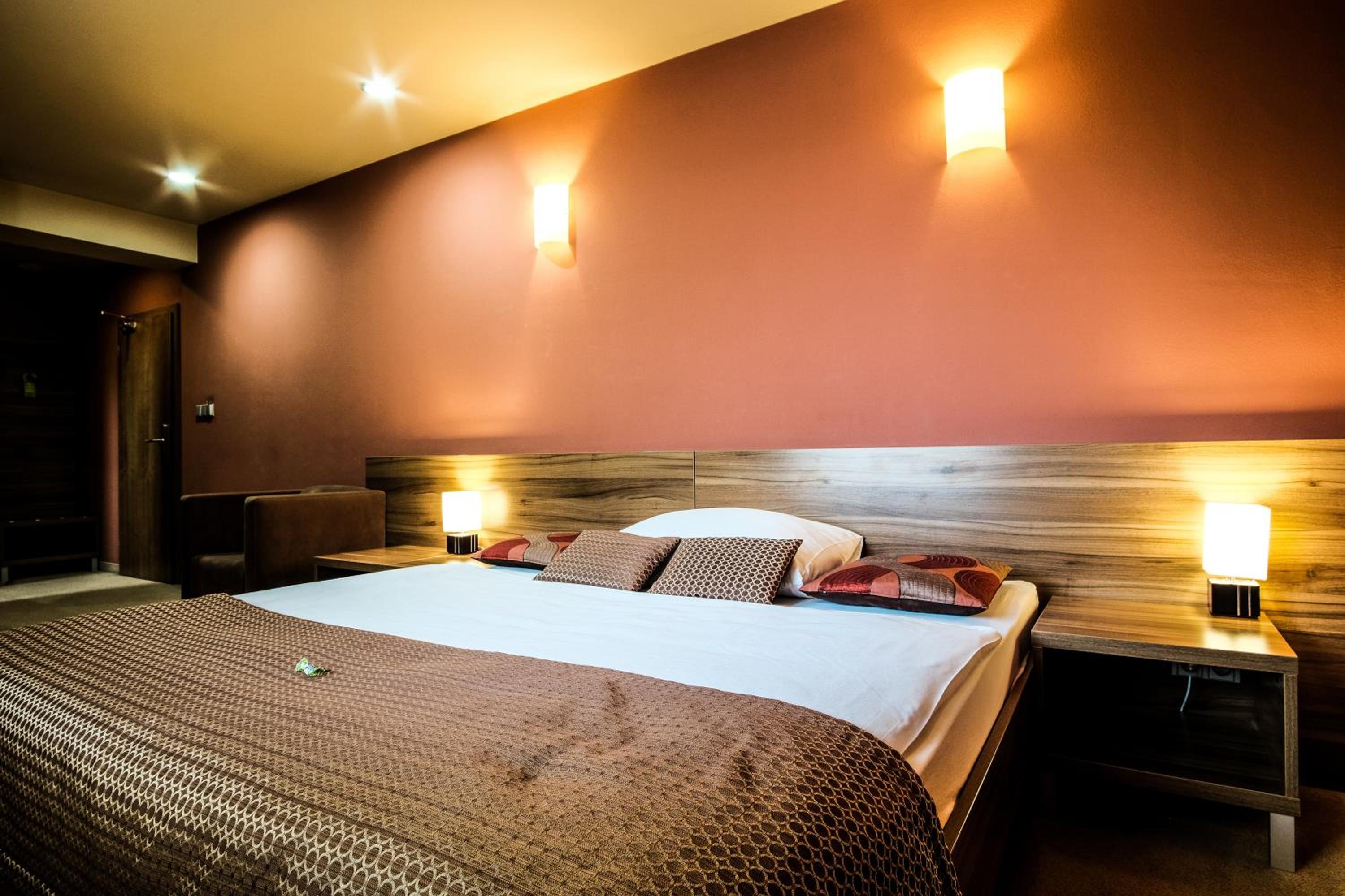 Standard Double or Twin Room photo 2