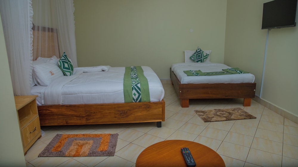 Family Suite, Balcony, City View photo 3
