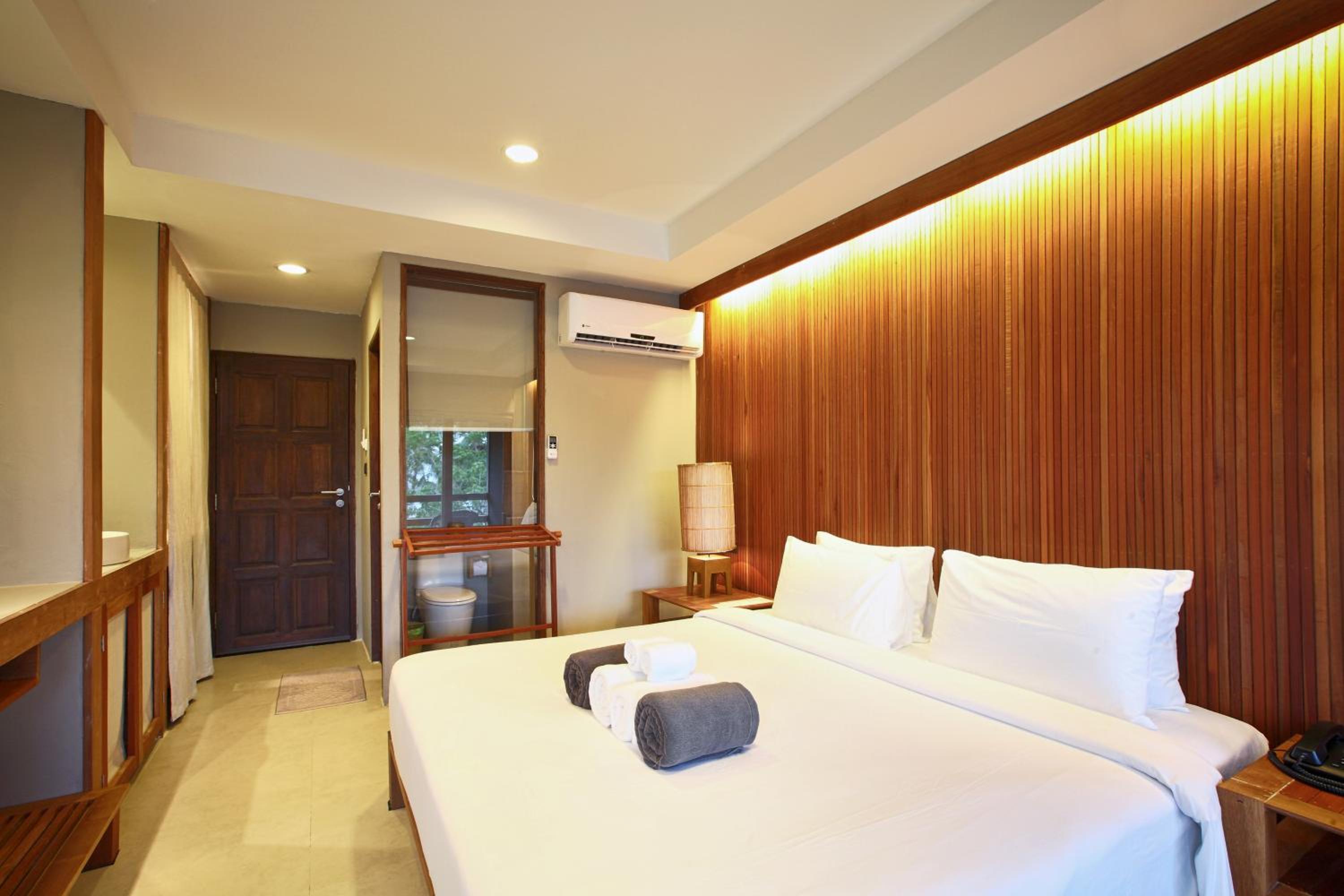 Sea Double Room with Balcony - Photo 3