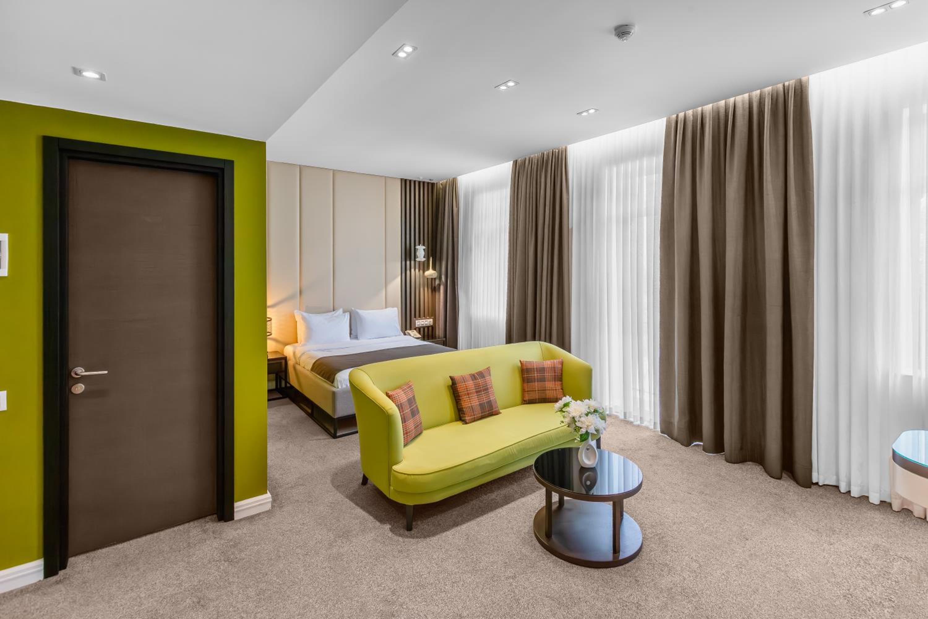 Deluxe King Room