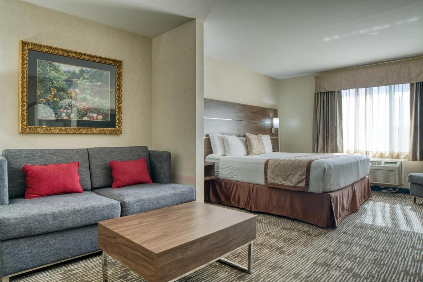King Suite - Photo 1