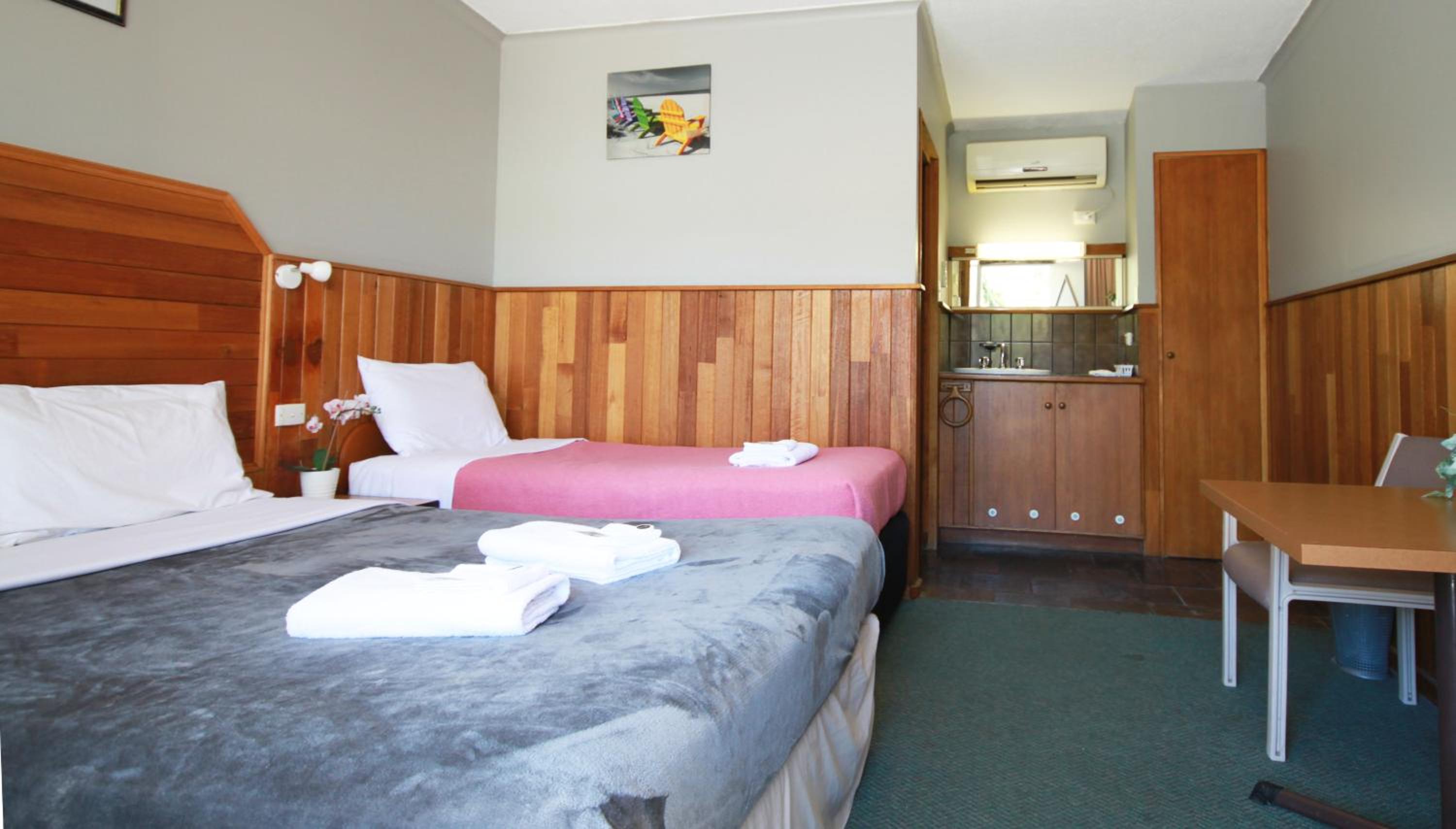 Twin Room photo 2