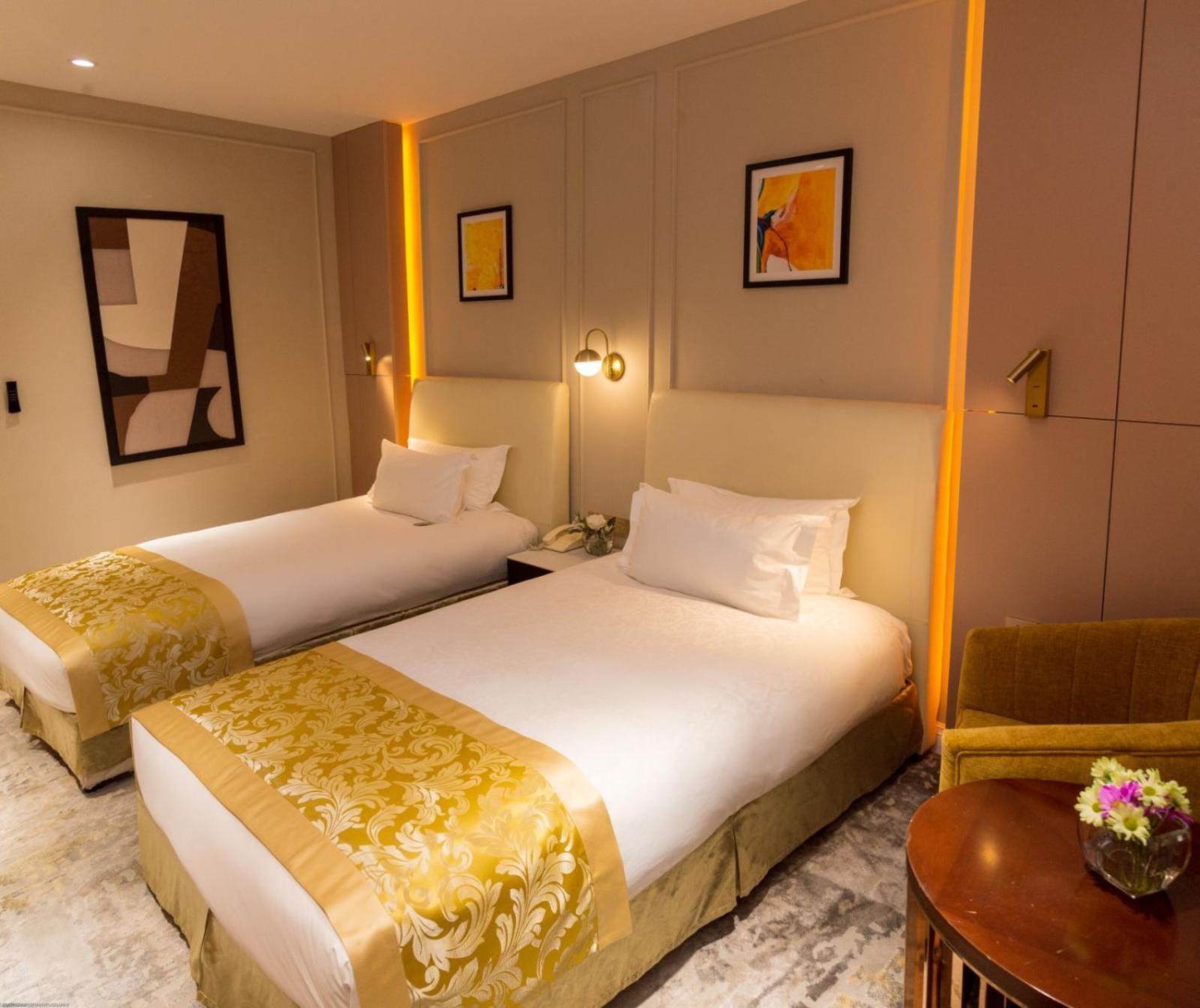 Twin Room with View - Photo 2