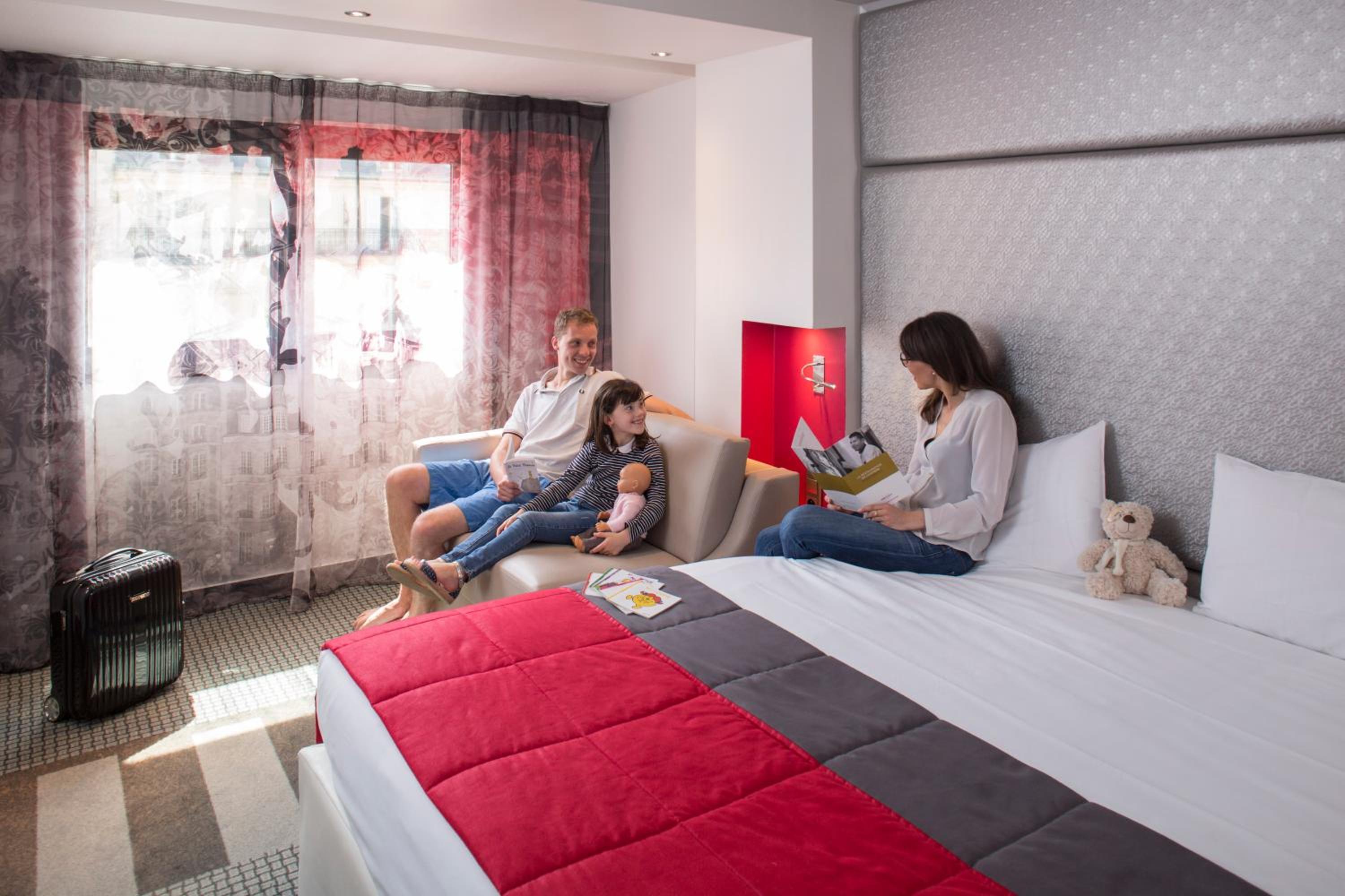 Superior King Room with Sofa Bed