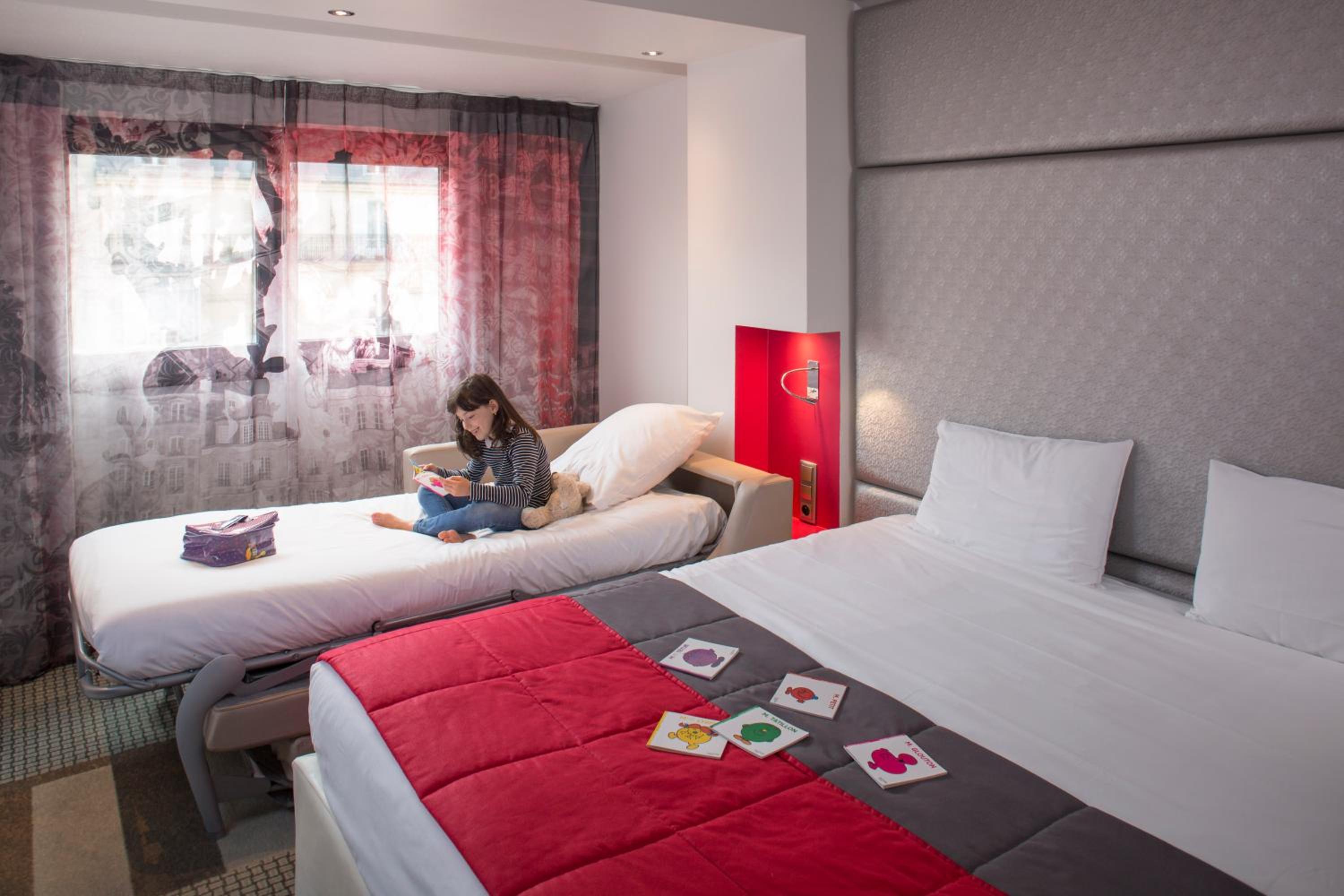 Superior King Room with Sofa Bed