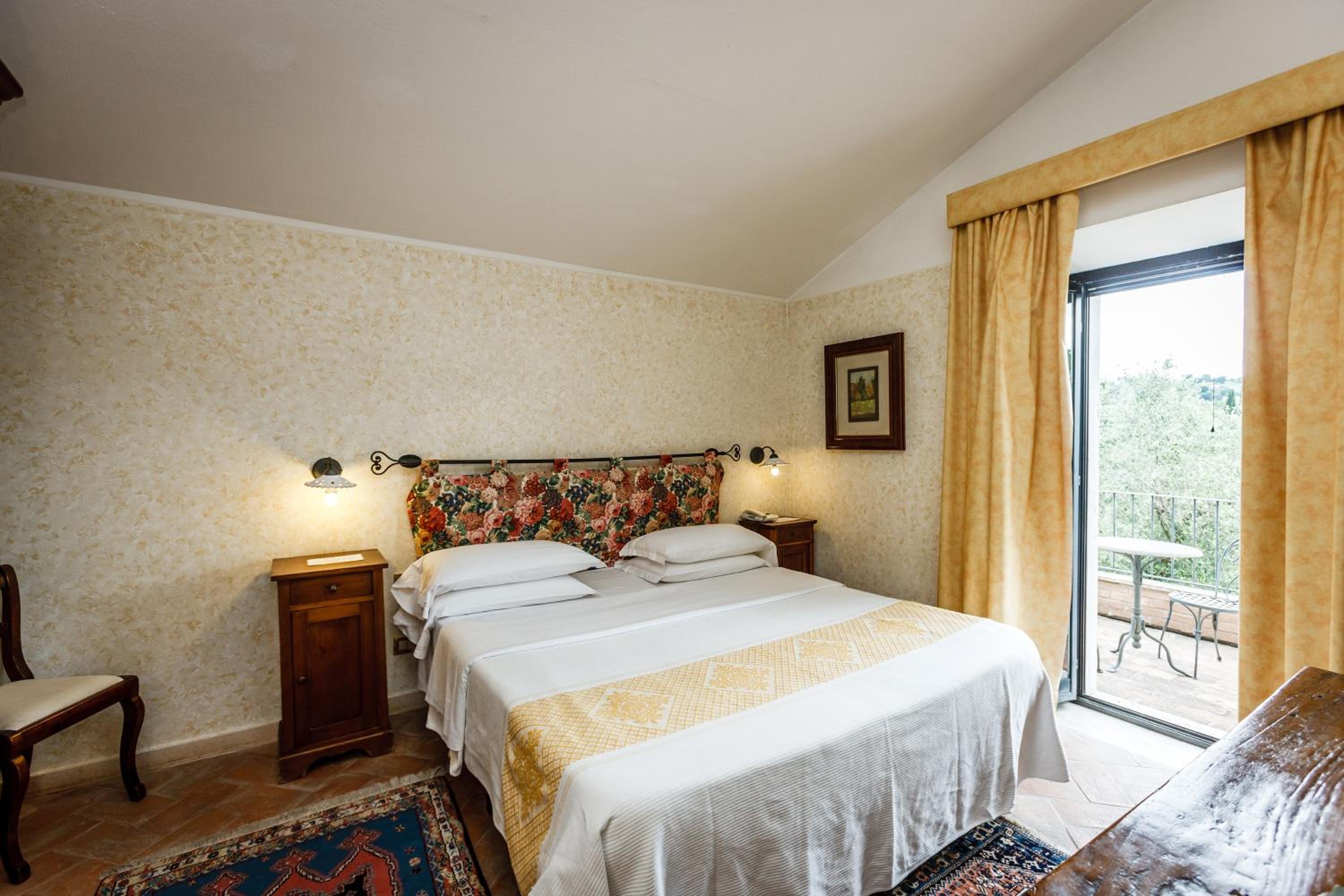 Deluxe Double Room - Photo 6
