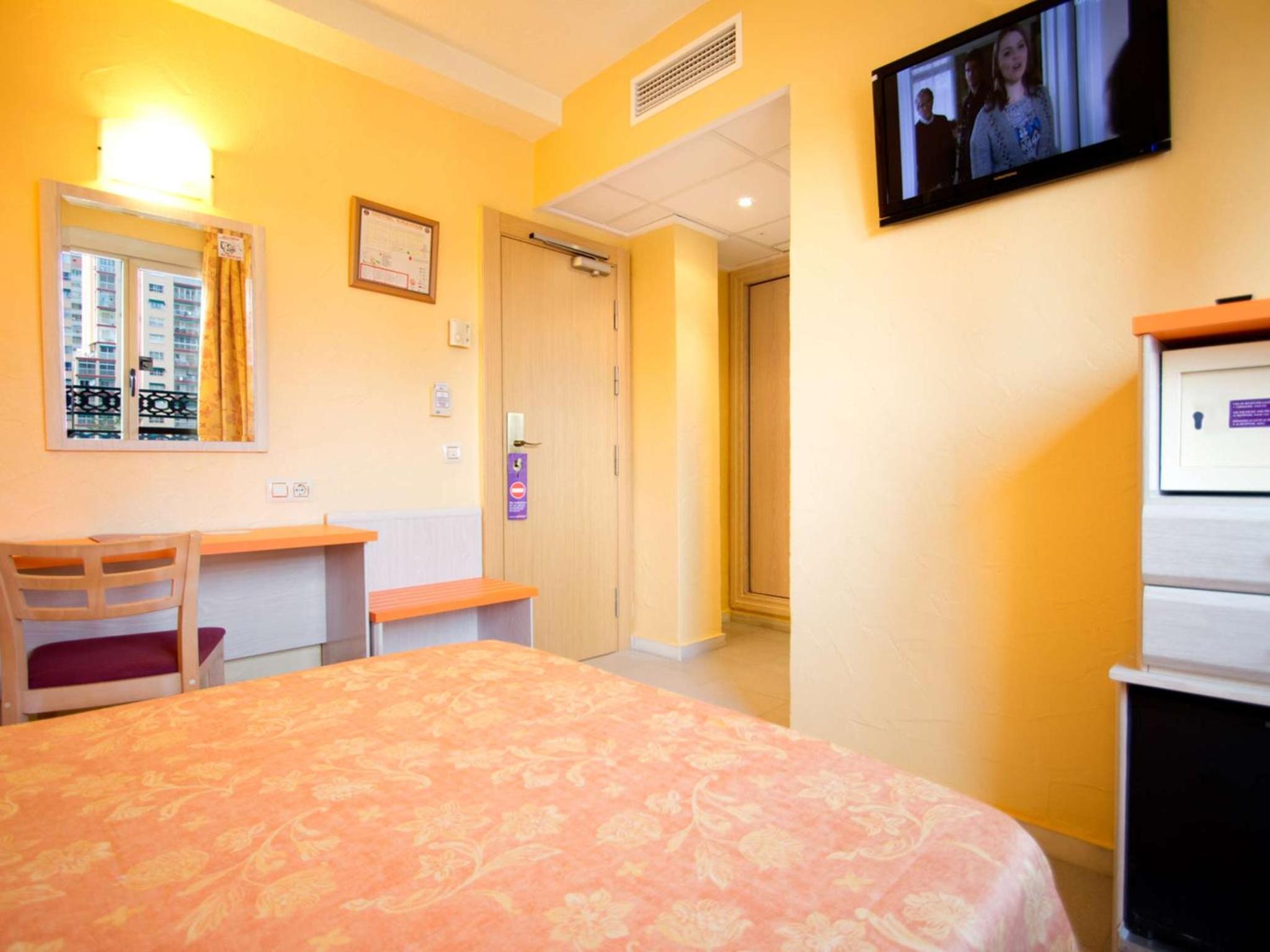 Single Room photo 3