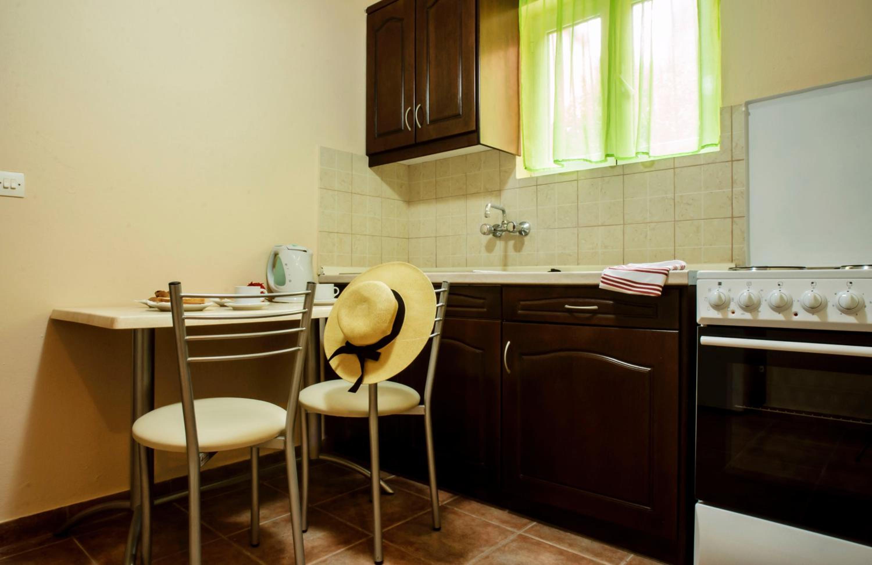 Two-Bedroom Apartment - Photo 24