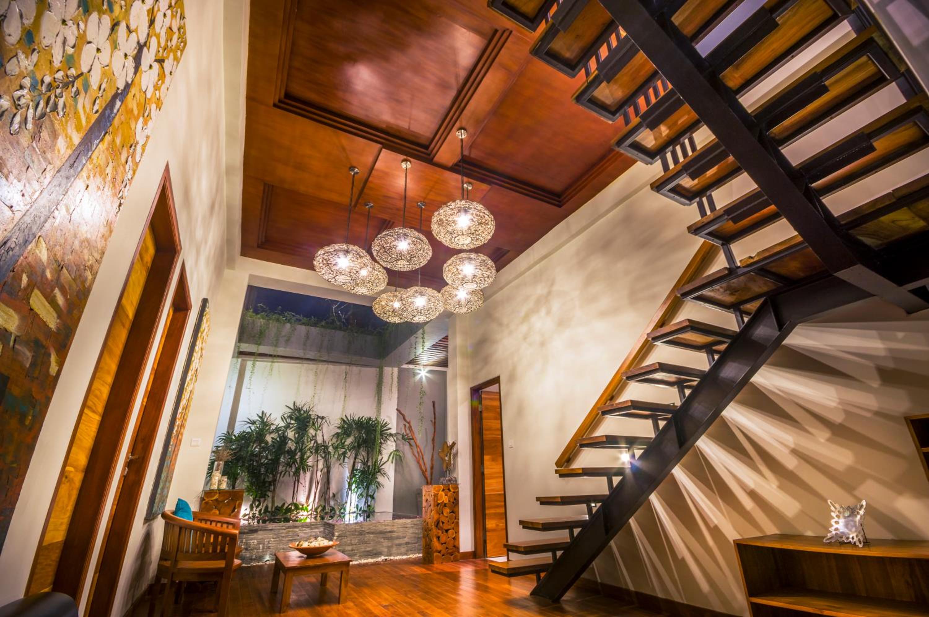 Villa with Sea View - Photo 5