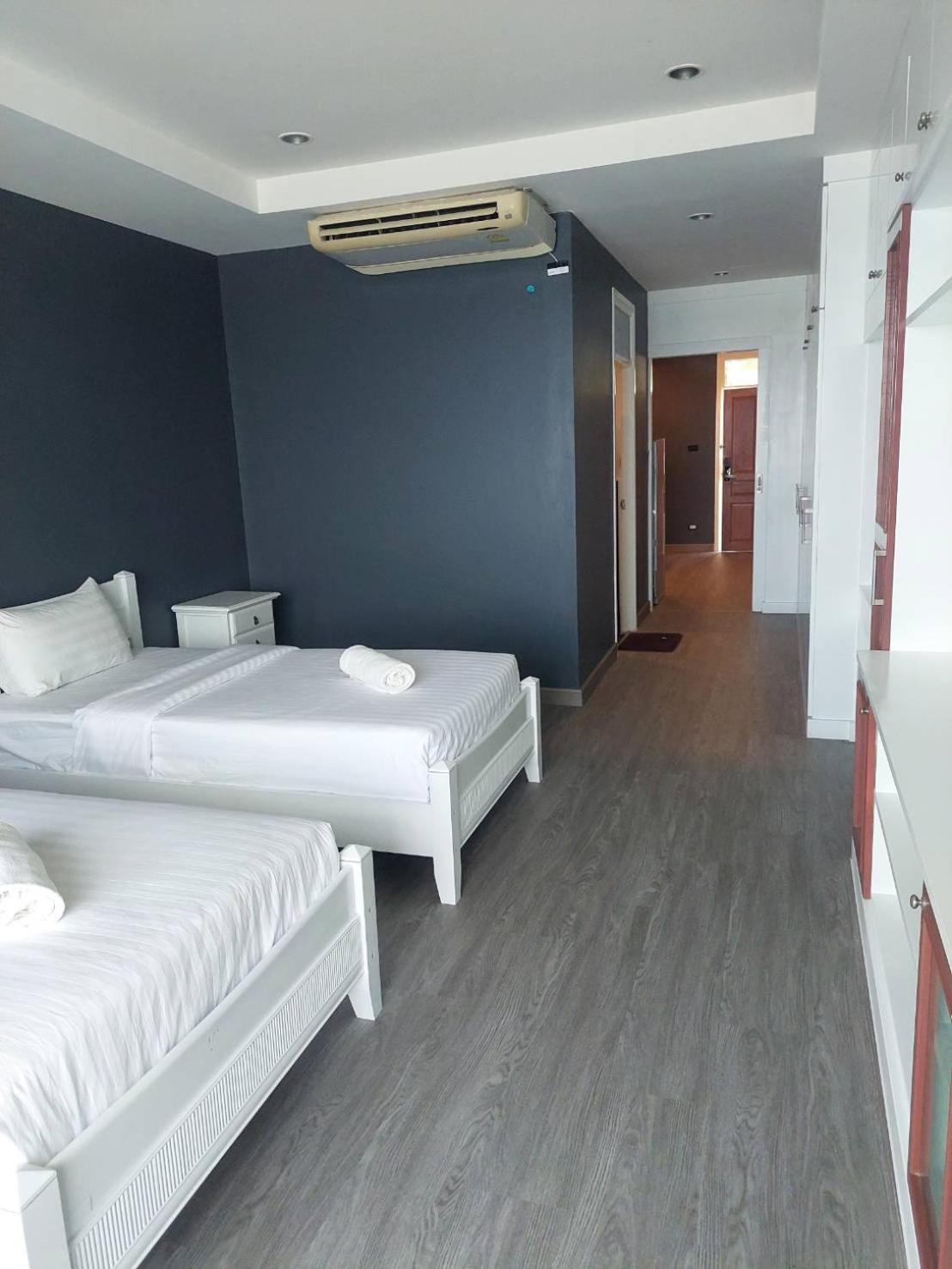 Deluxe Twin Room with Sea View photo 1