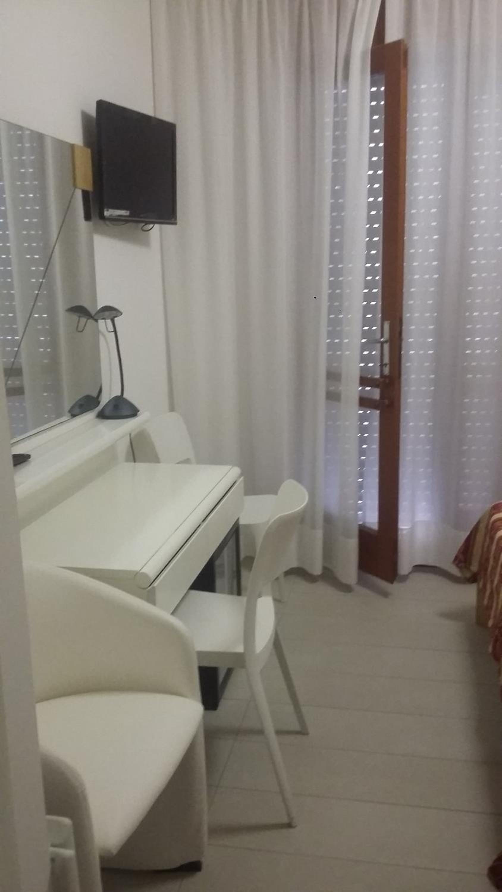 Basic Double Room - Photo 5