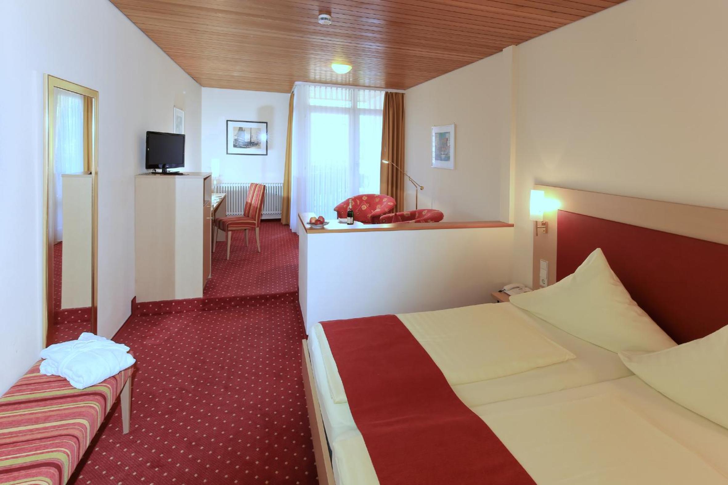 Standard Double Room - Photo 5