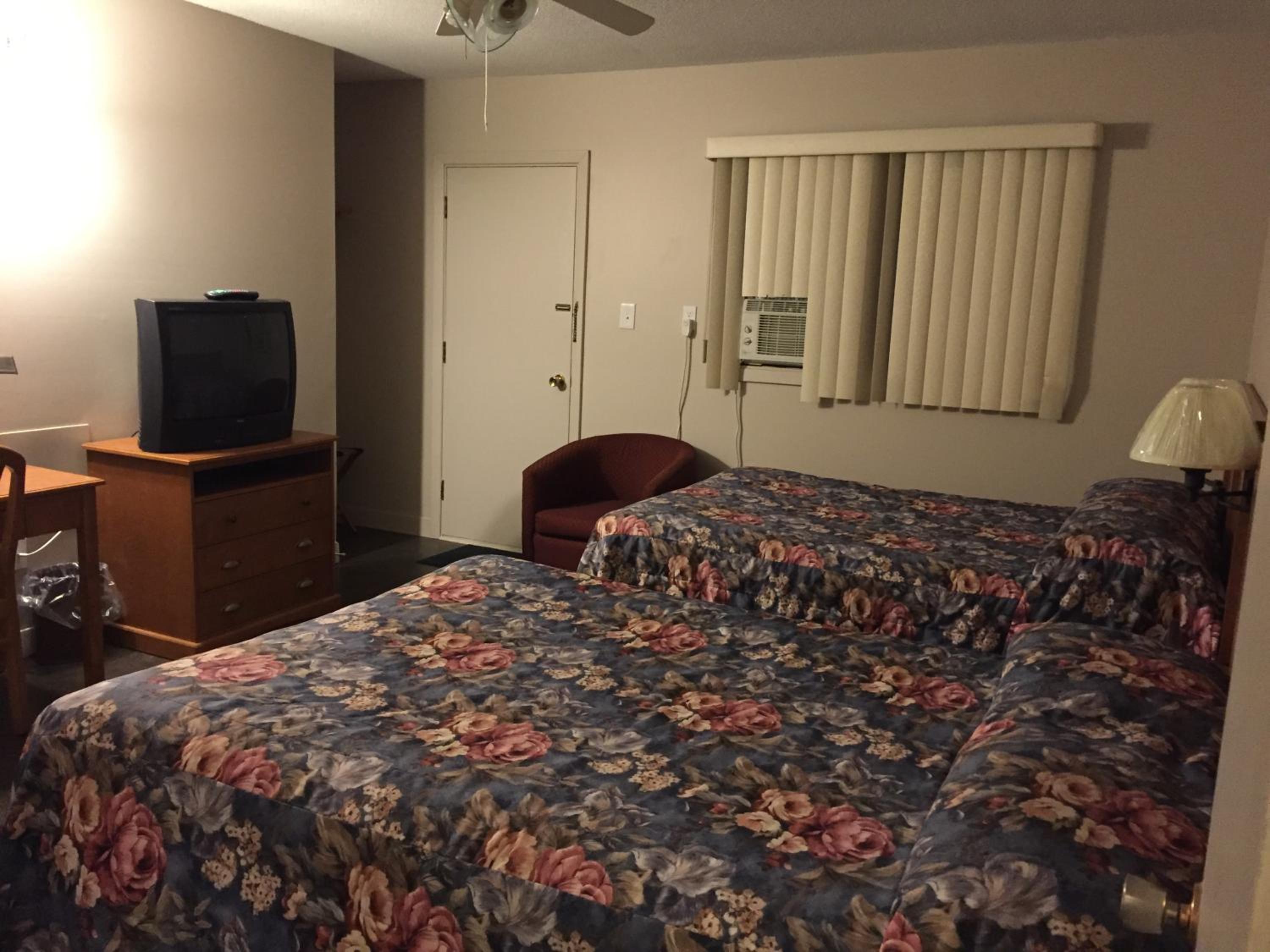 Quadruple Room photo 2