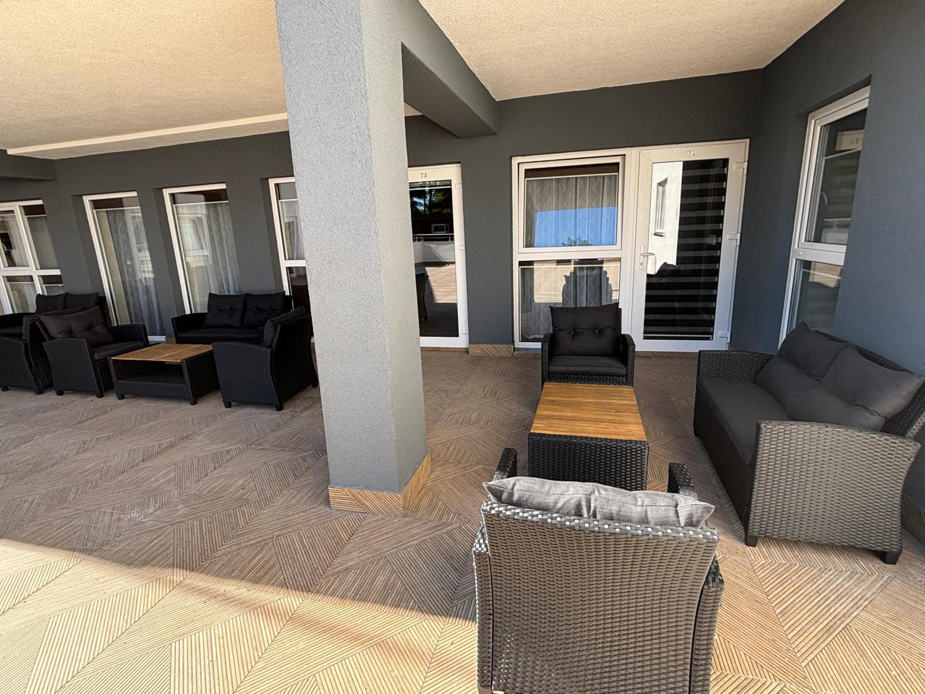 One-Bedroom Apartment with Terrace