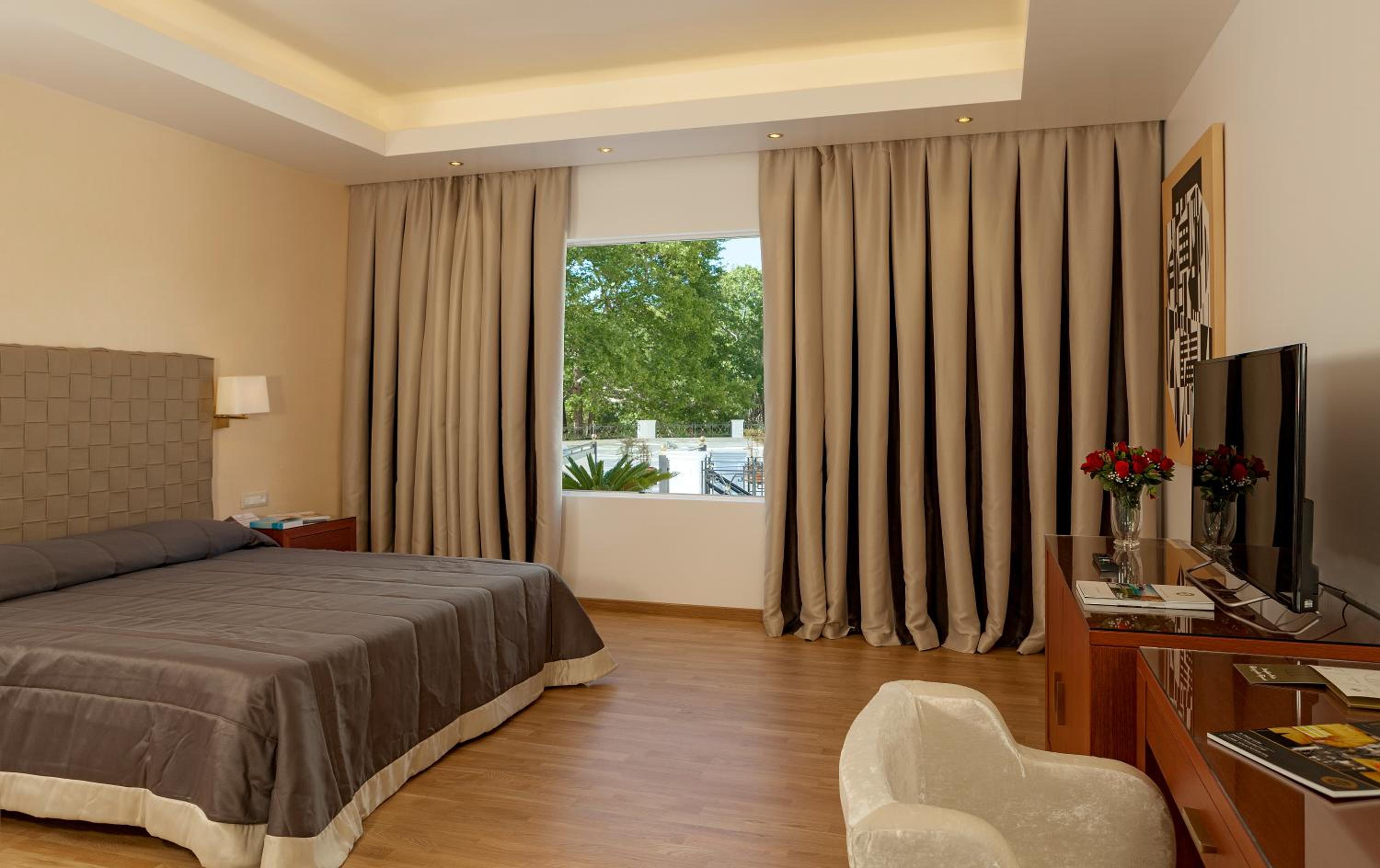 Suite with Spa Access